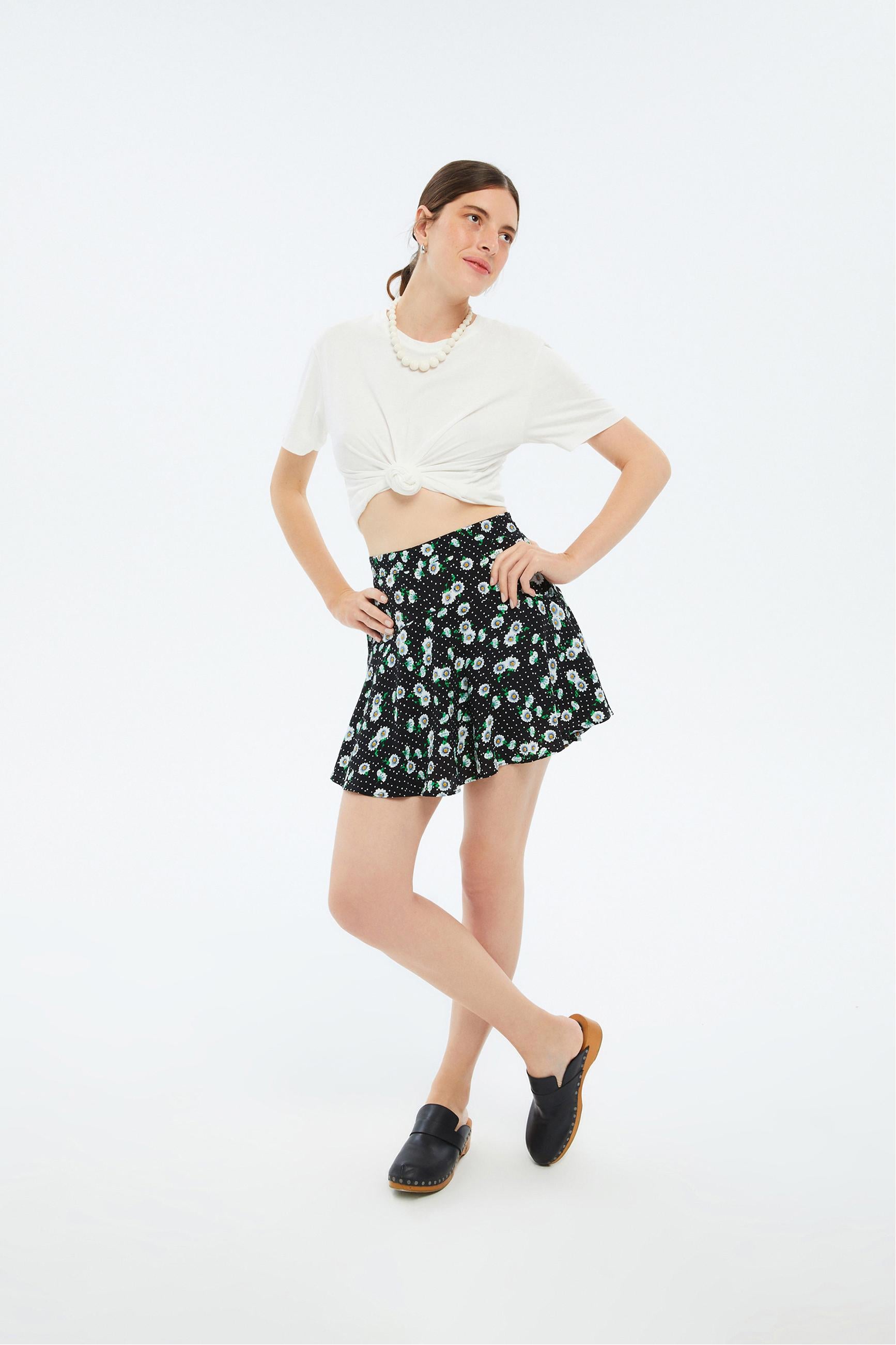 ÇİÇEK DESENLİ YÜKSEK BEL MİNİ ETEK