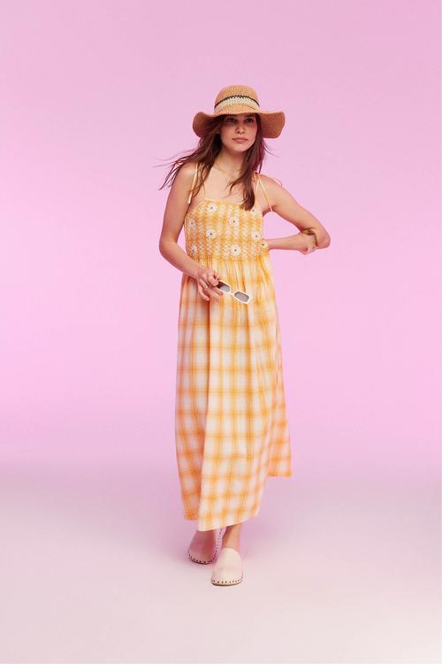  ASKILI PAPATYA NAKIŞLI UZUN ELBİSE