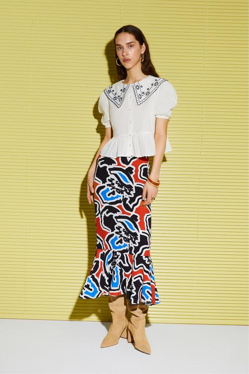  İŞLEMELİ BALON KOL BLUZ