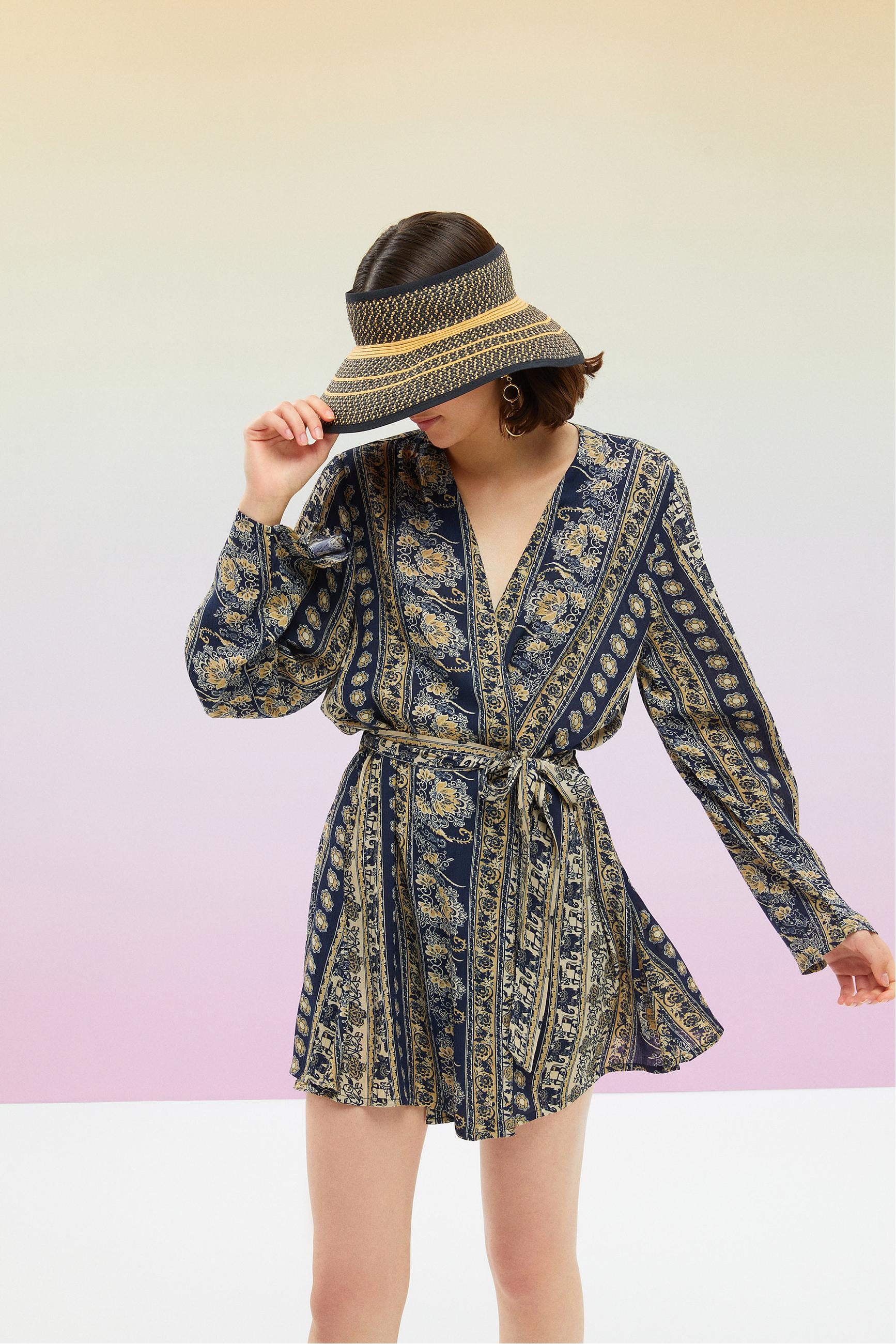 ETNİK DESENLİ KUŞAKLI PLAJ KİMONO