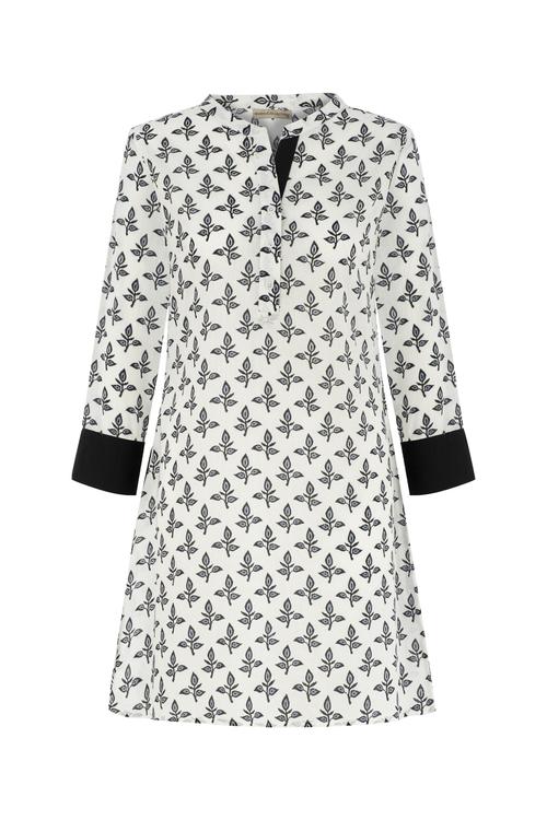  UZUN KOLLU YAPRAK DESENLİ PLAJ ELBİSESİ