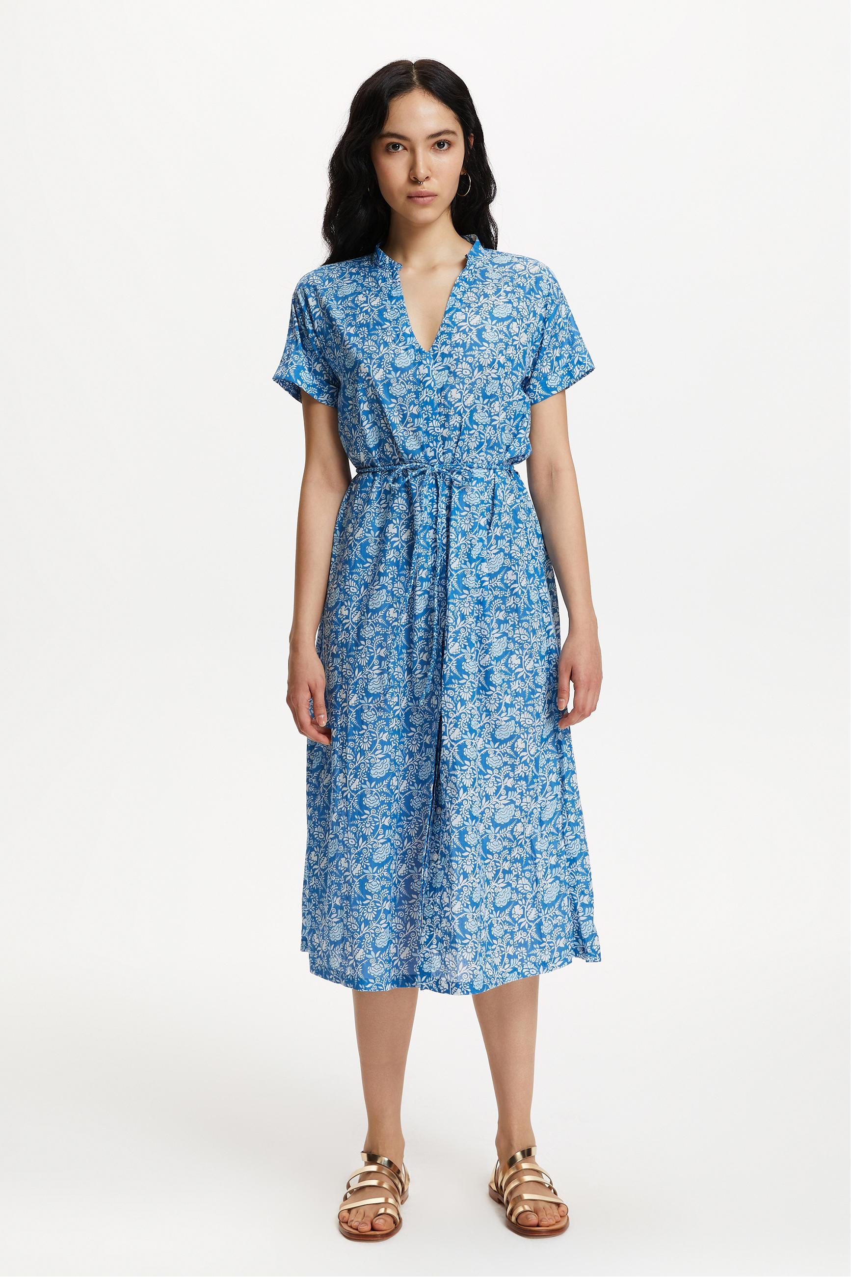 ETNİK DESENLİ KISA KOLLU MİDİ ELBİSE