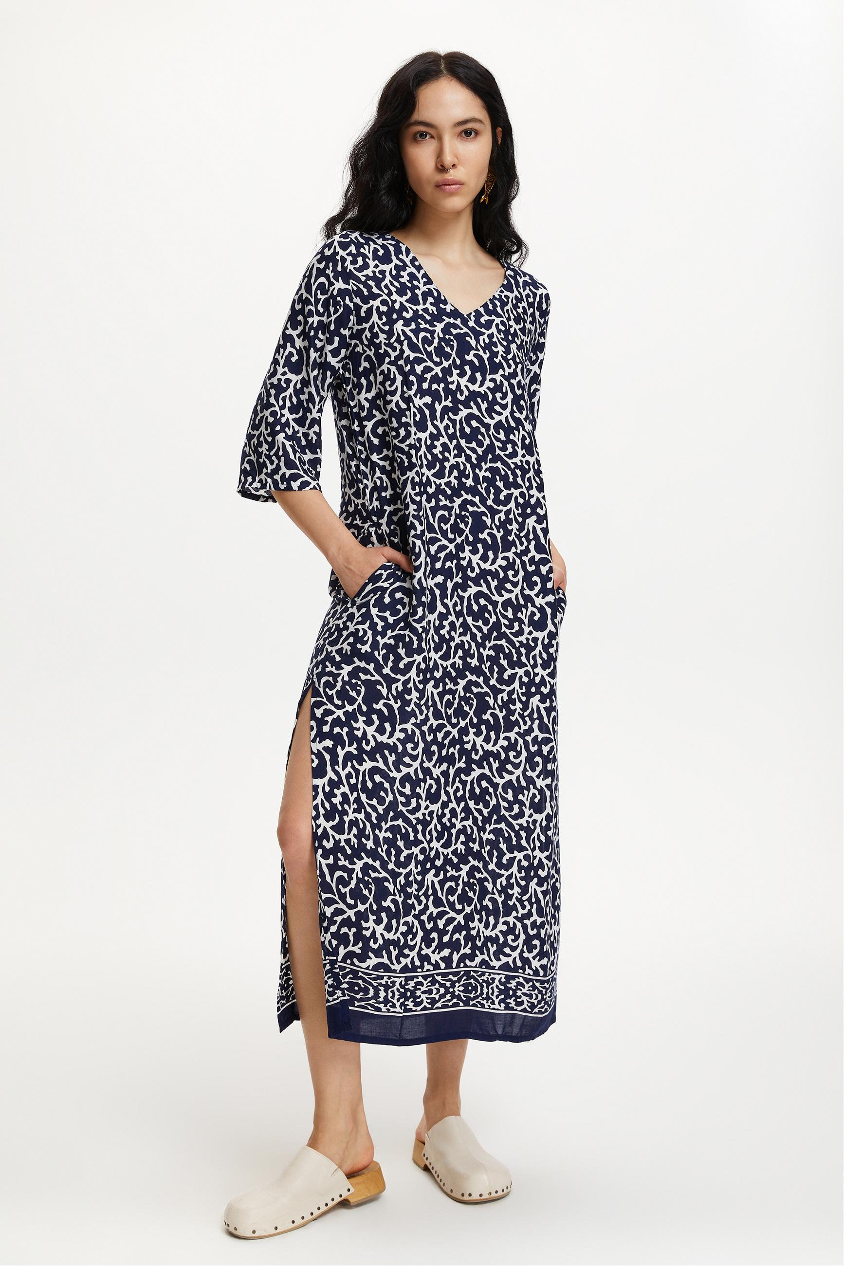 ETNİK DESENLİ UZUN KOLLU UZUN ELBİSE