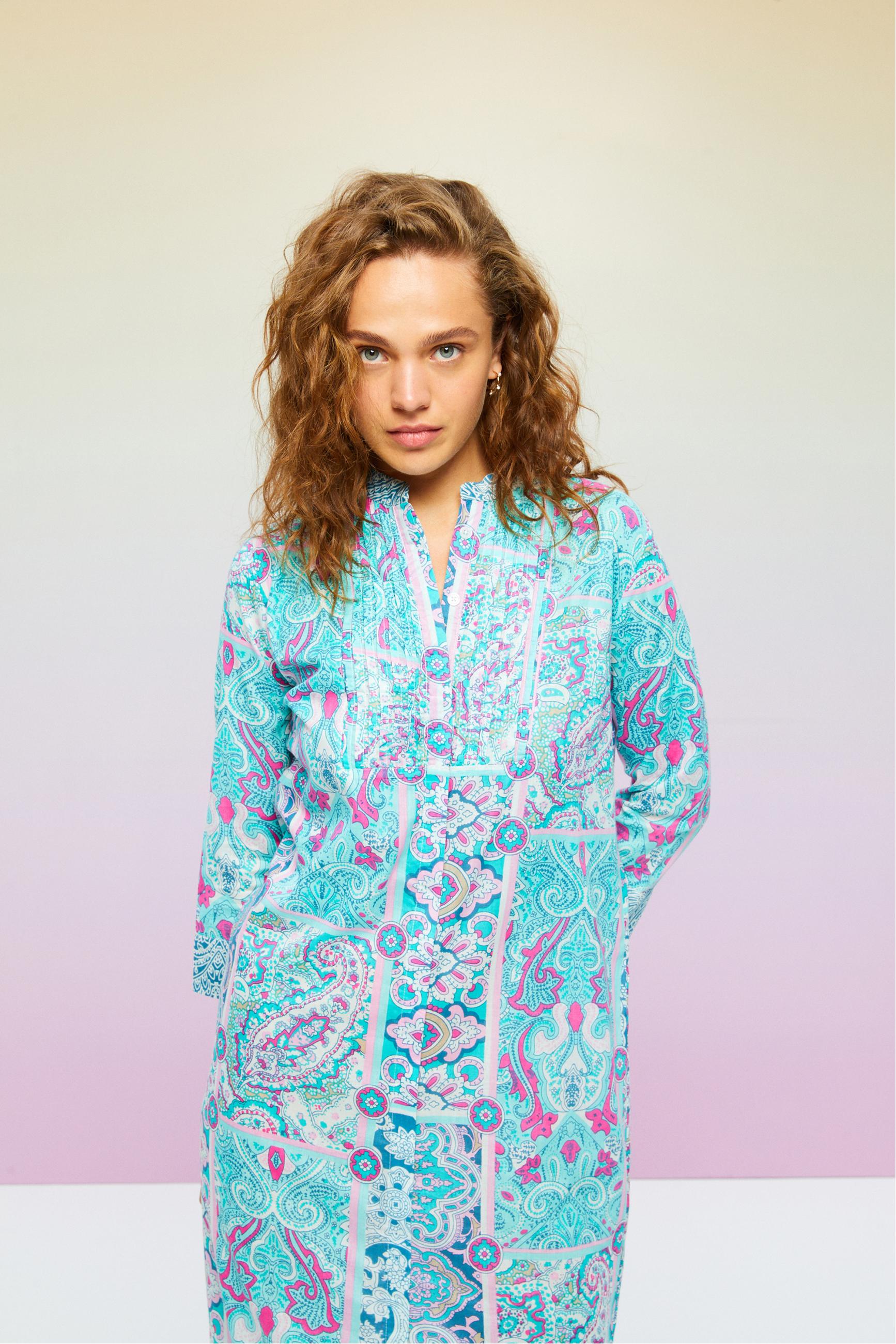 ETNİK DESENLİ UZUN KOLLU MİDİ ELBİSE