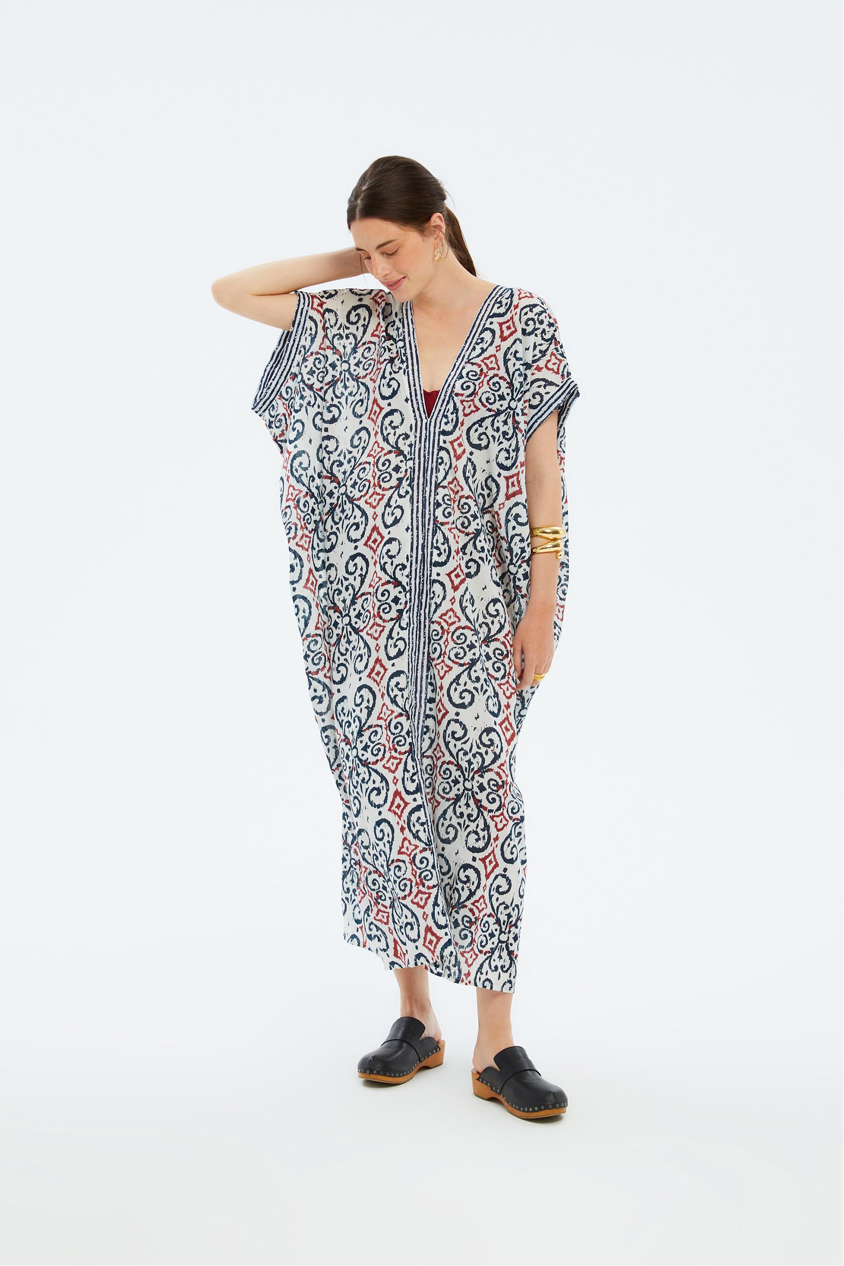 ETNİK DESENLİ UZUN PLAJ ELBİSESİ