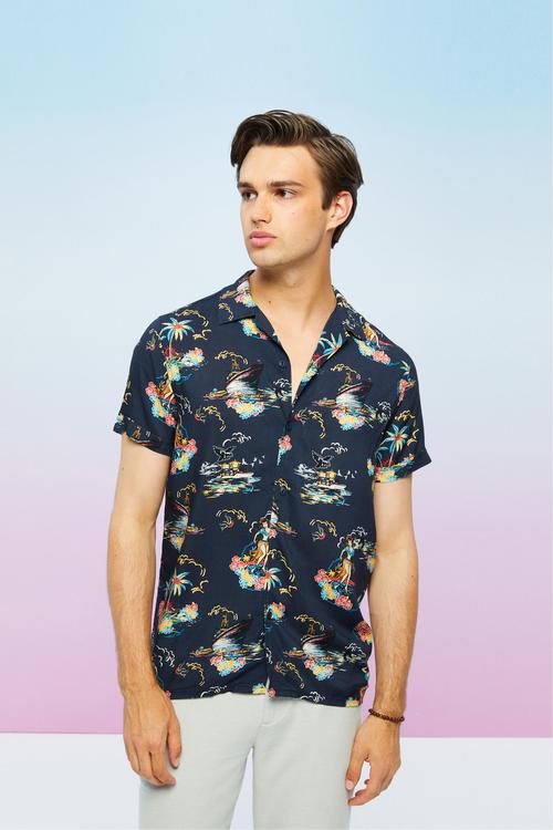  KISA KOLLU BASKILI GÖMLEK