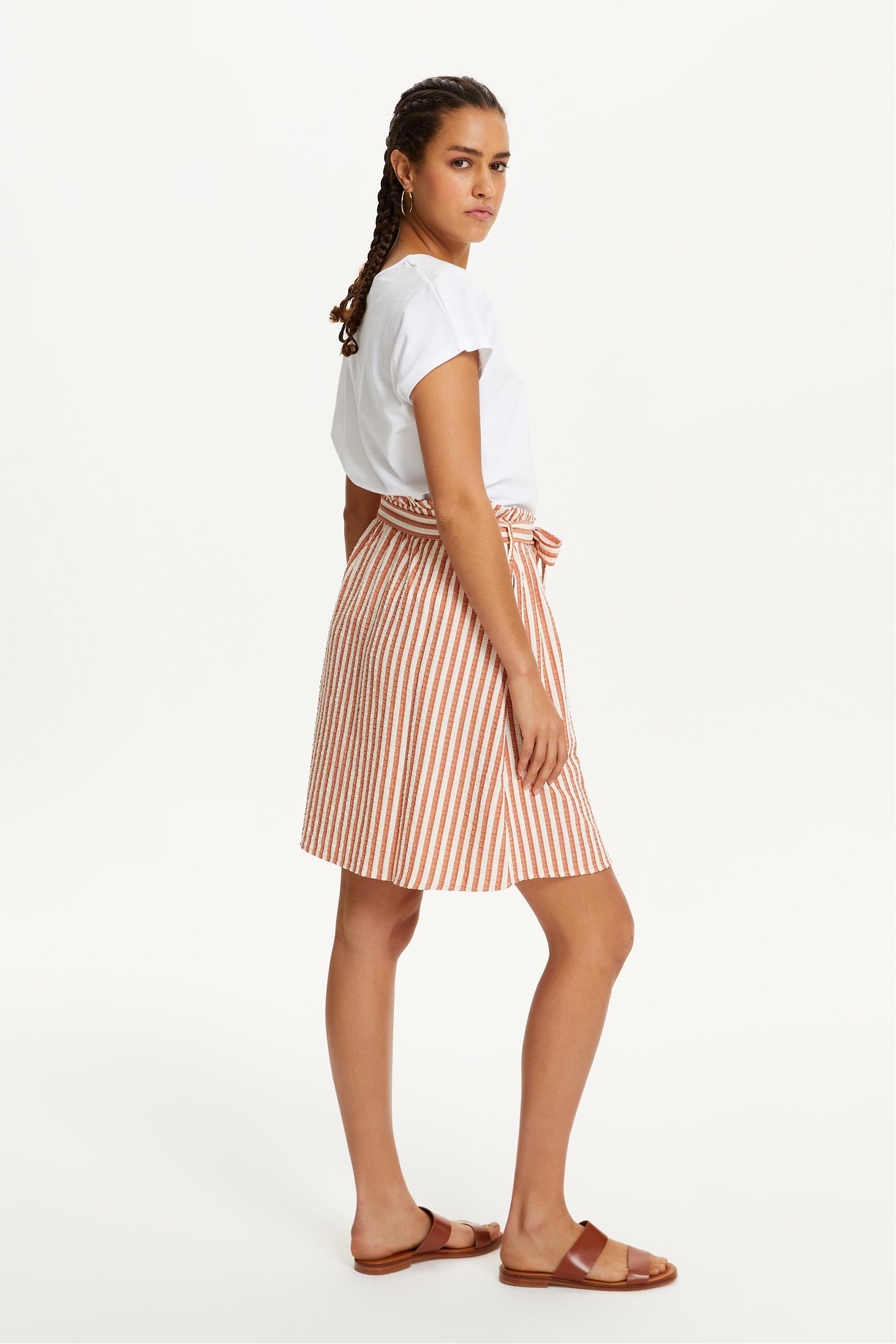 KUŞAKLI ÇİZGİLİ MİNİ ETEK