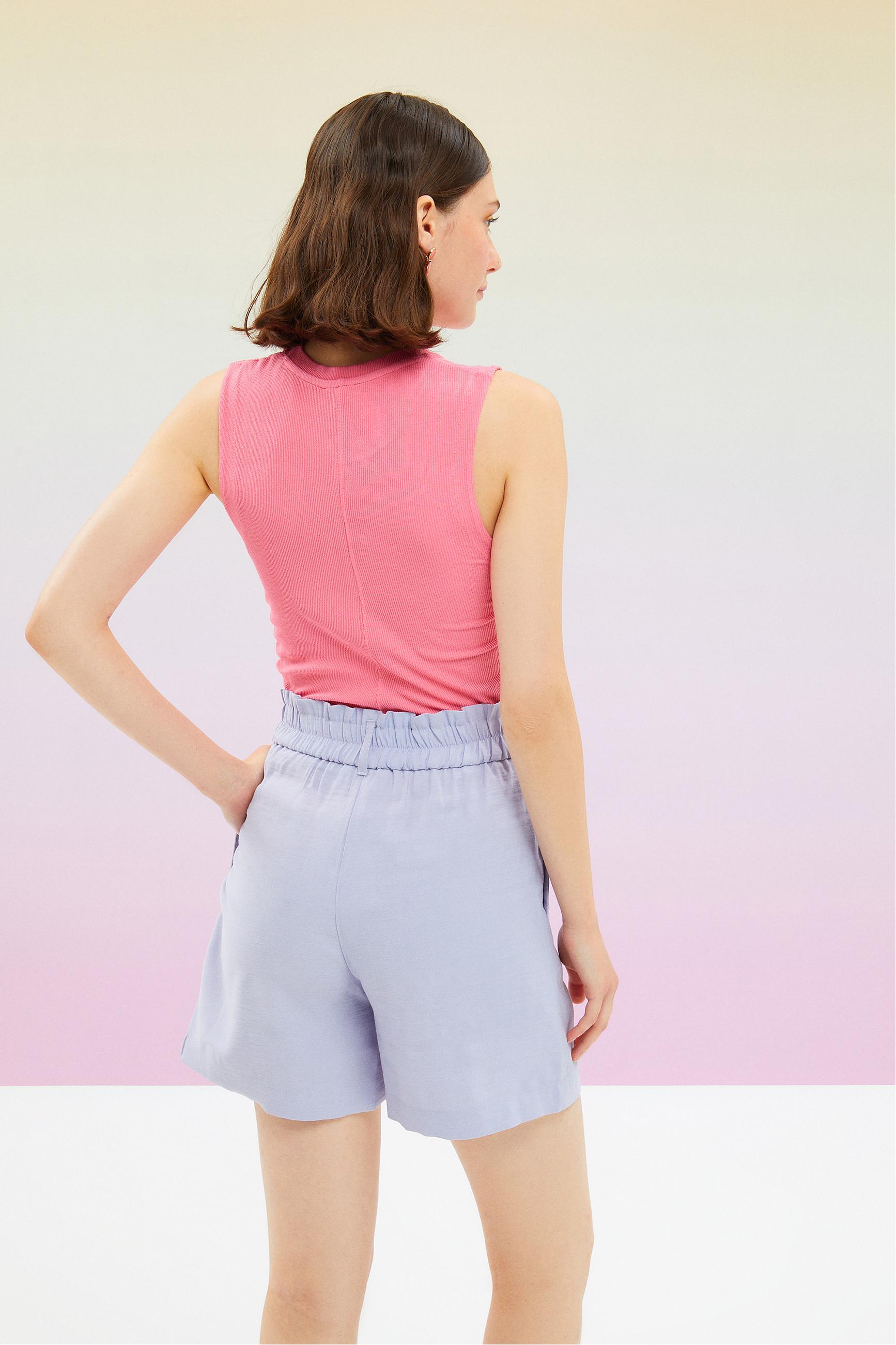 BÜZGÜ DETAYLI MİNİ ŞORT