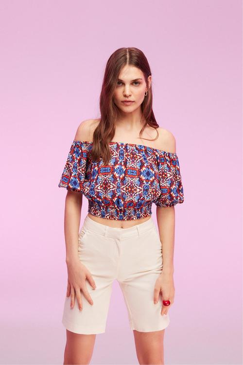  DÜŞÜK OMUZ CROP BLUZ