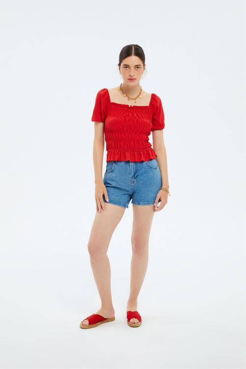  BÜZGÜLÜ DÜŞÜK OMUZ BLUZ