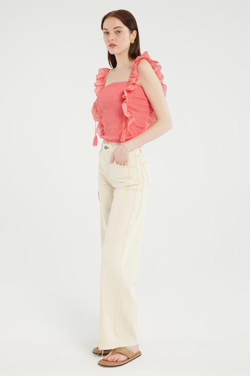  FİSTO DETAYLI GİPELİ BLUZ