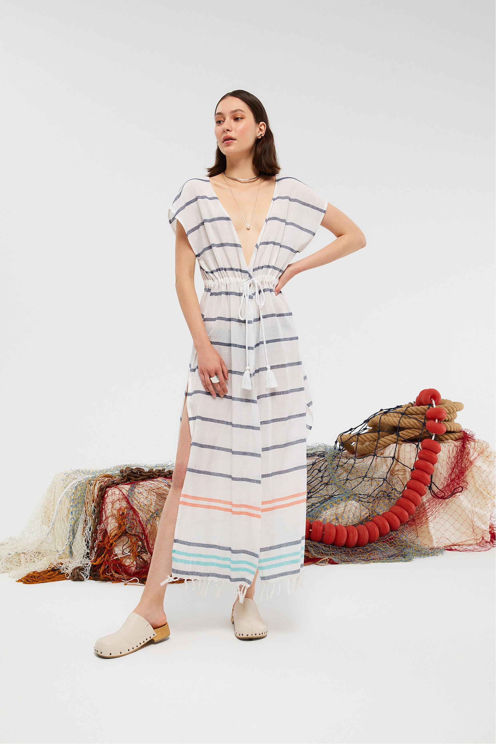 BELİ BAĞLAMALI ÇİZGİLİ UZUN PLAJ ELBİSESİ