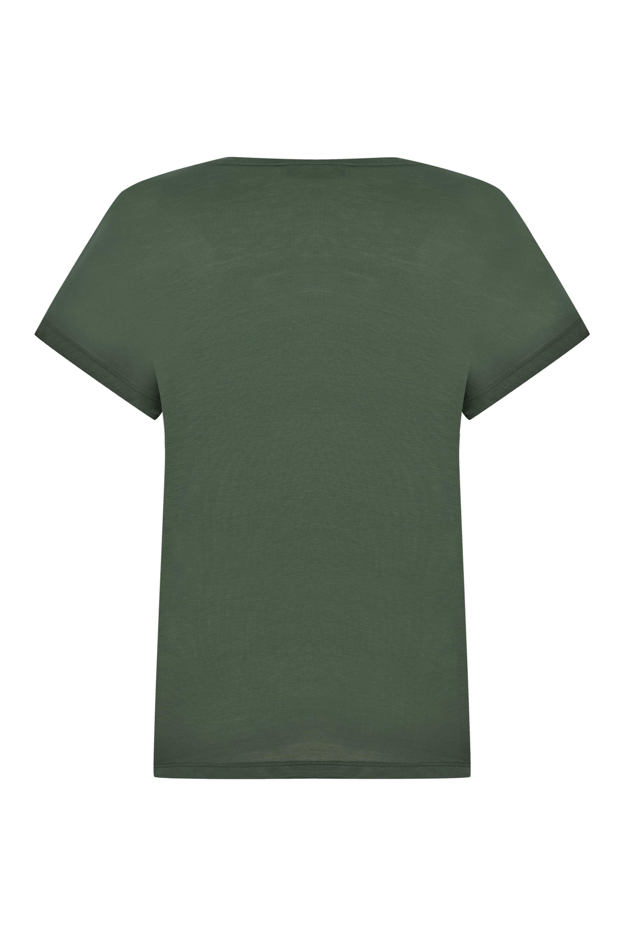 V YAKA BASIC T-SHIRT