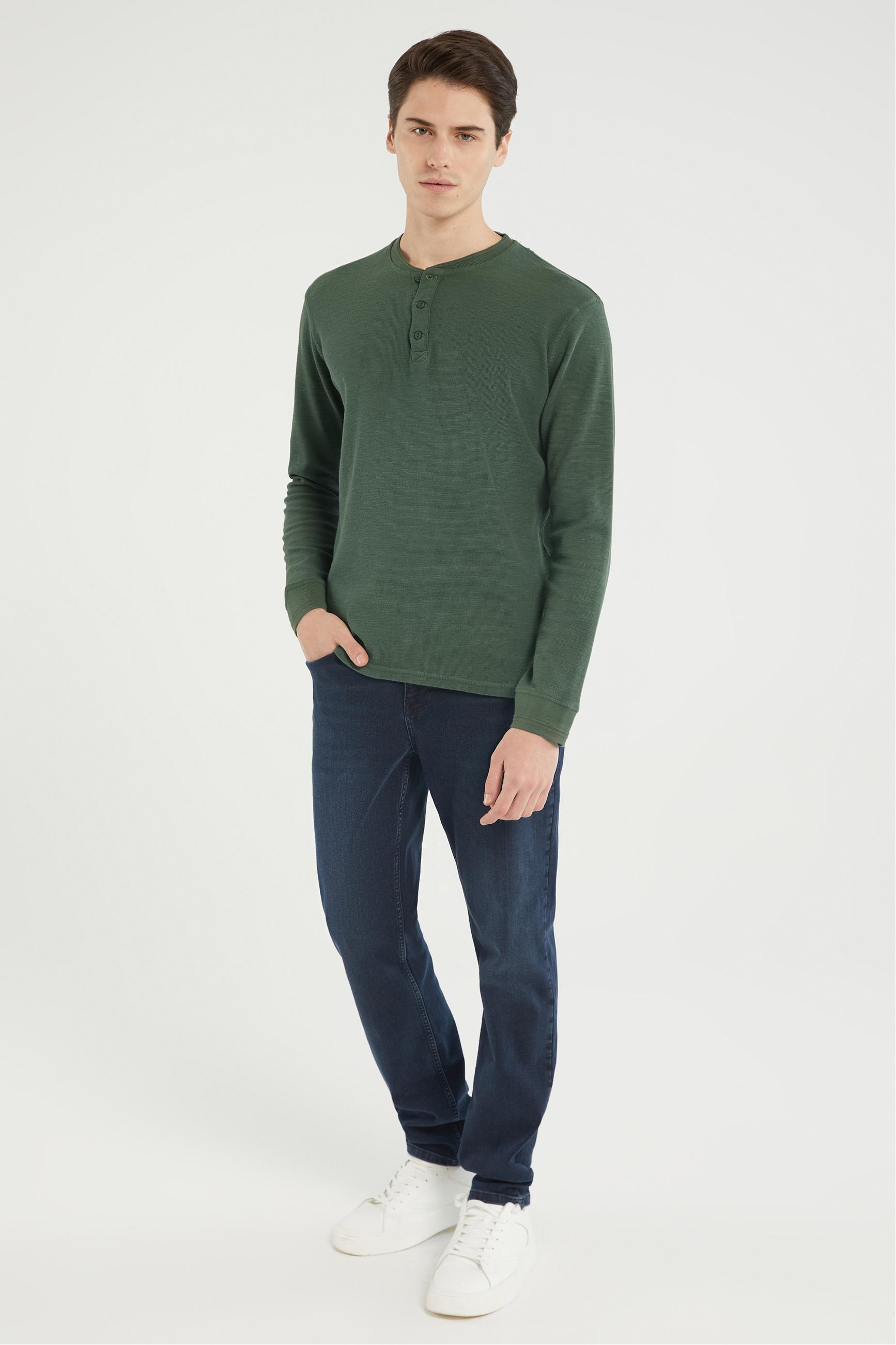 DÜĞMELİ DOKULU UZUN KOLLU T-SHIRT