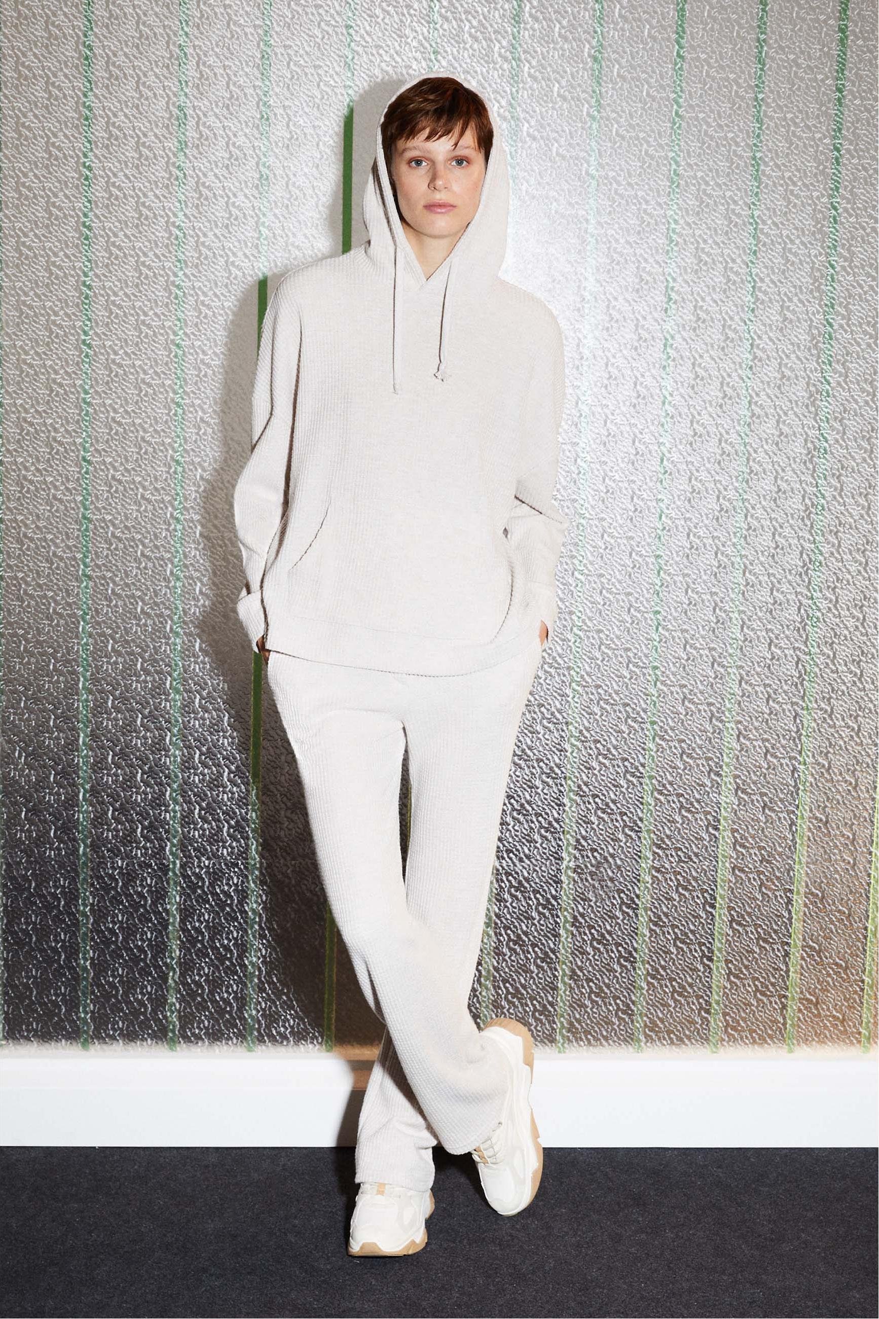 RAHAT KESİM FİTİLLİ PANTOLON