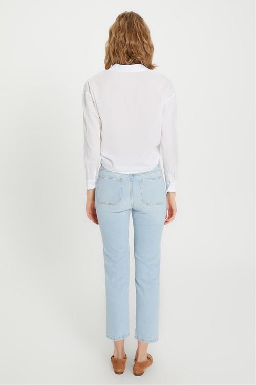  BELİ BAĞLAMALI SMART GÖMLEK