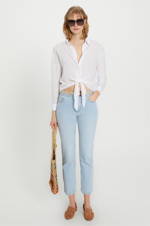  BELİ BAĞLAMALI SMART GÖMLEK