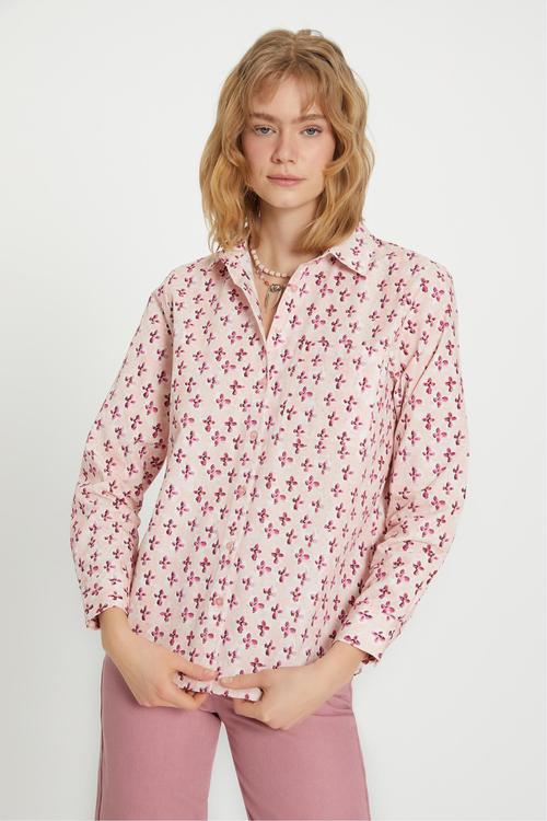  ÇİÇEK DESENLİ RAHAT KESİM GÖMLEK