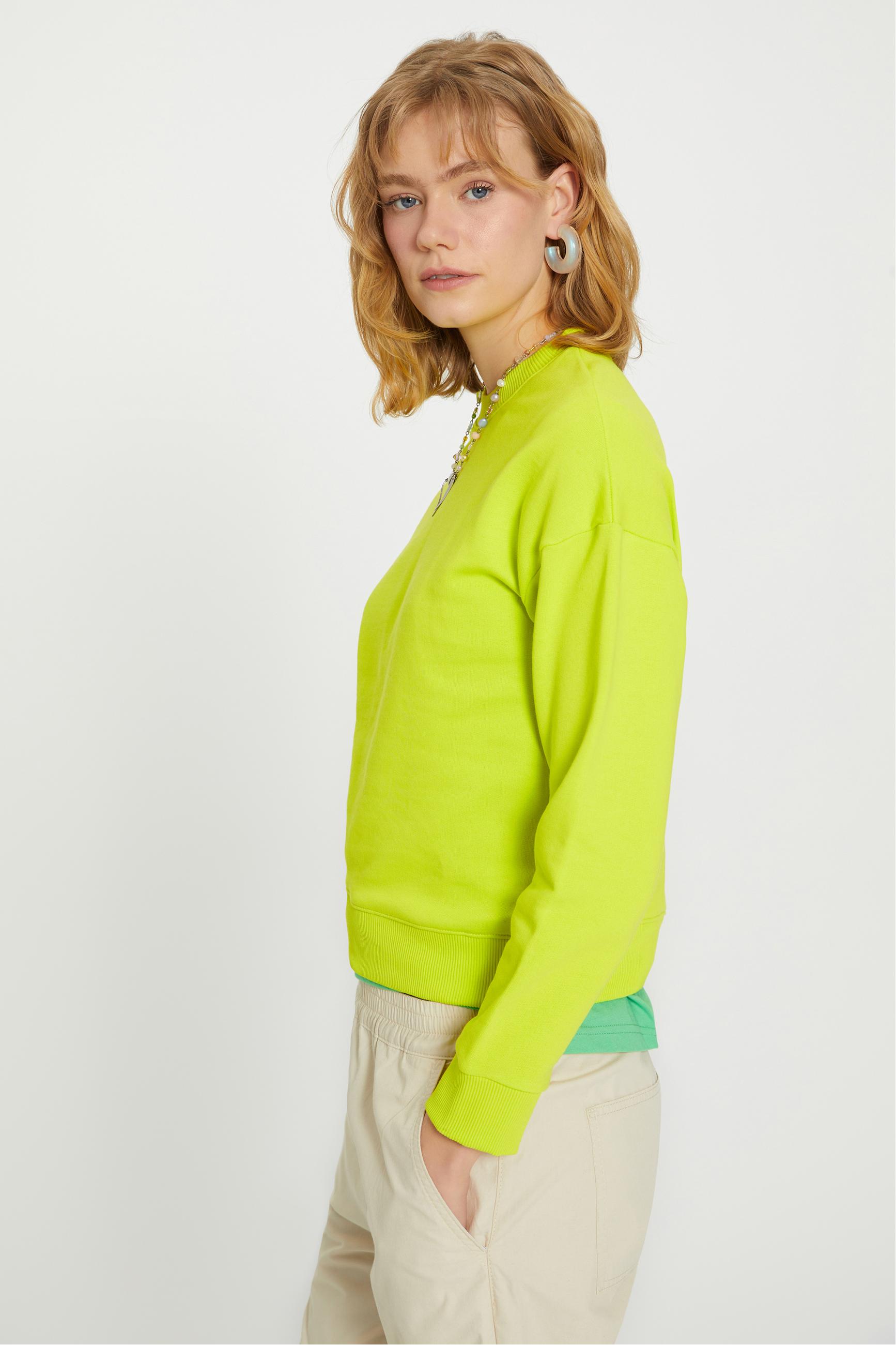 BİSİKLET YAKA SWEATSHIRT