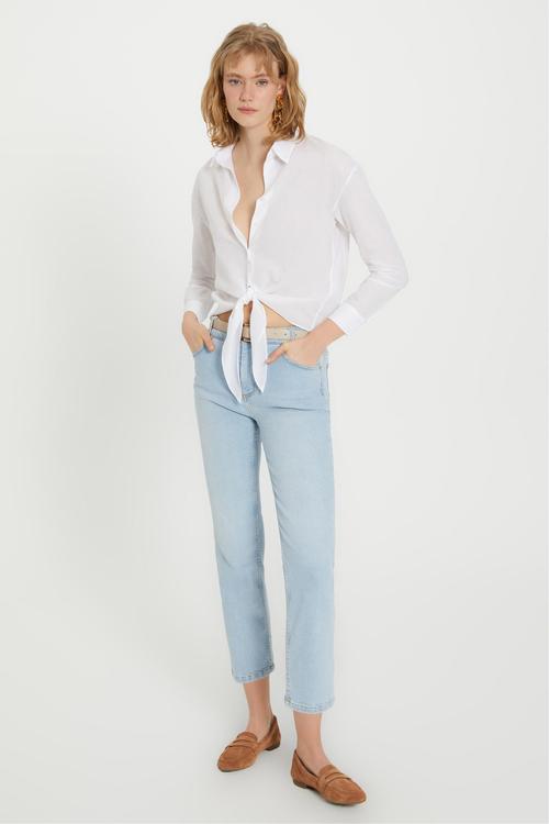  BELİ BAĞLAMALI SMART GÖMLEK