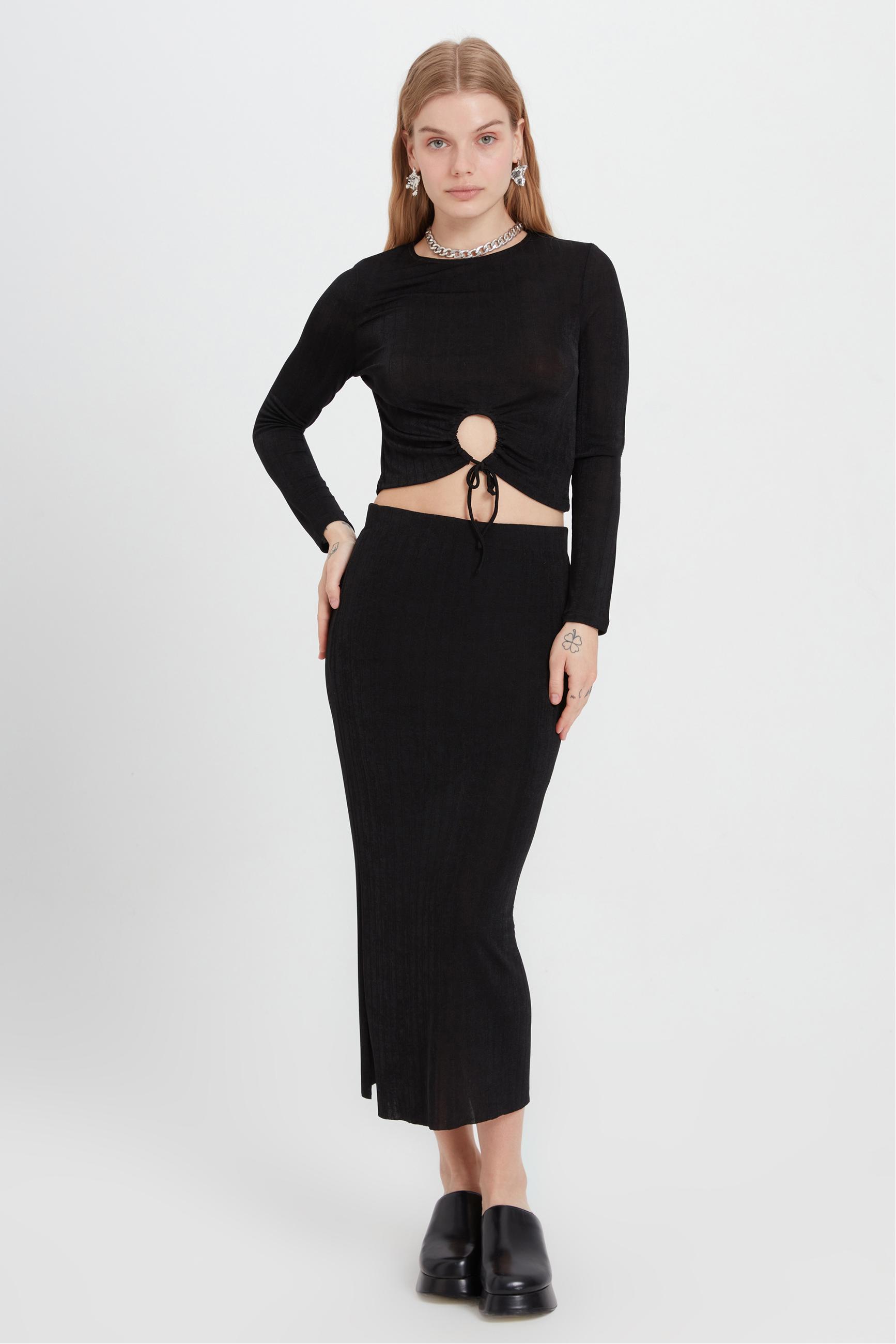 BAĞLAMA DETAYLI UZUN KOLLU BLUZ