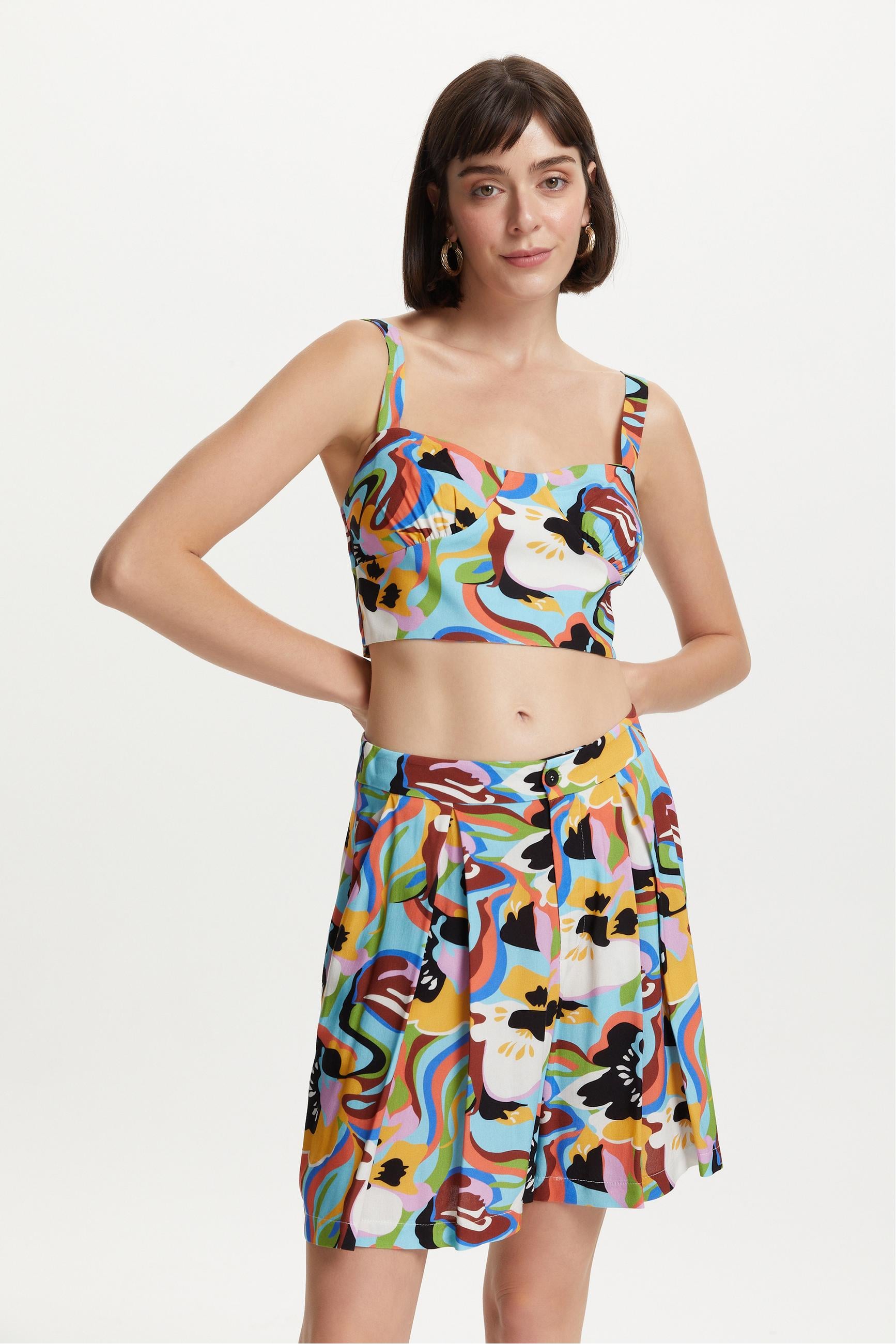 ÇİÇEK DESENLİ KOLSUZ CROP BLUZ