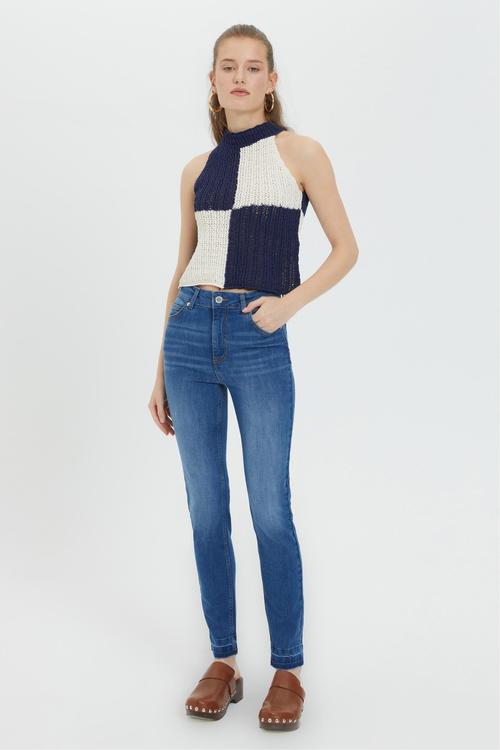  RENK BLOKLU HALTER YAKA TRİKO