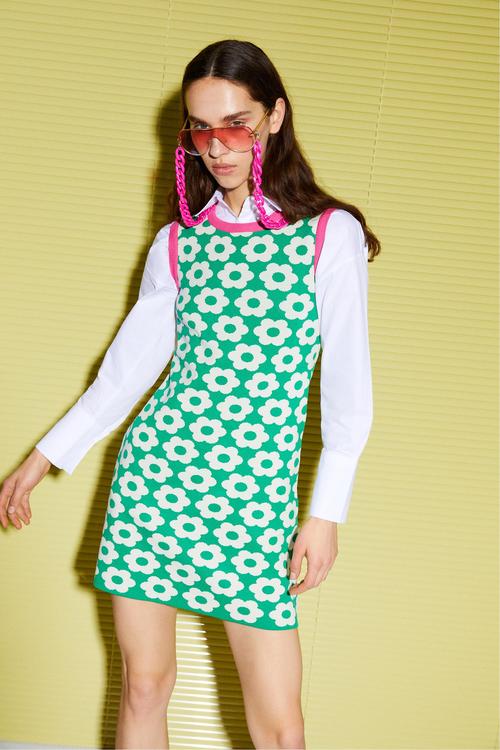  ÇİÇEK DESENLİ MİNİ TRİKO ELBİSE