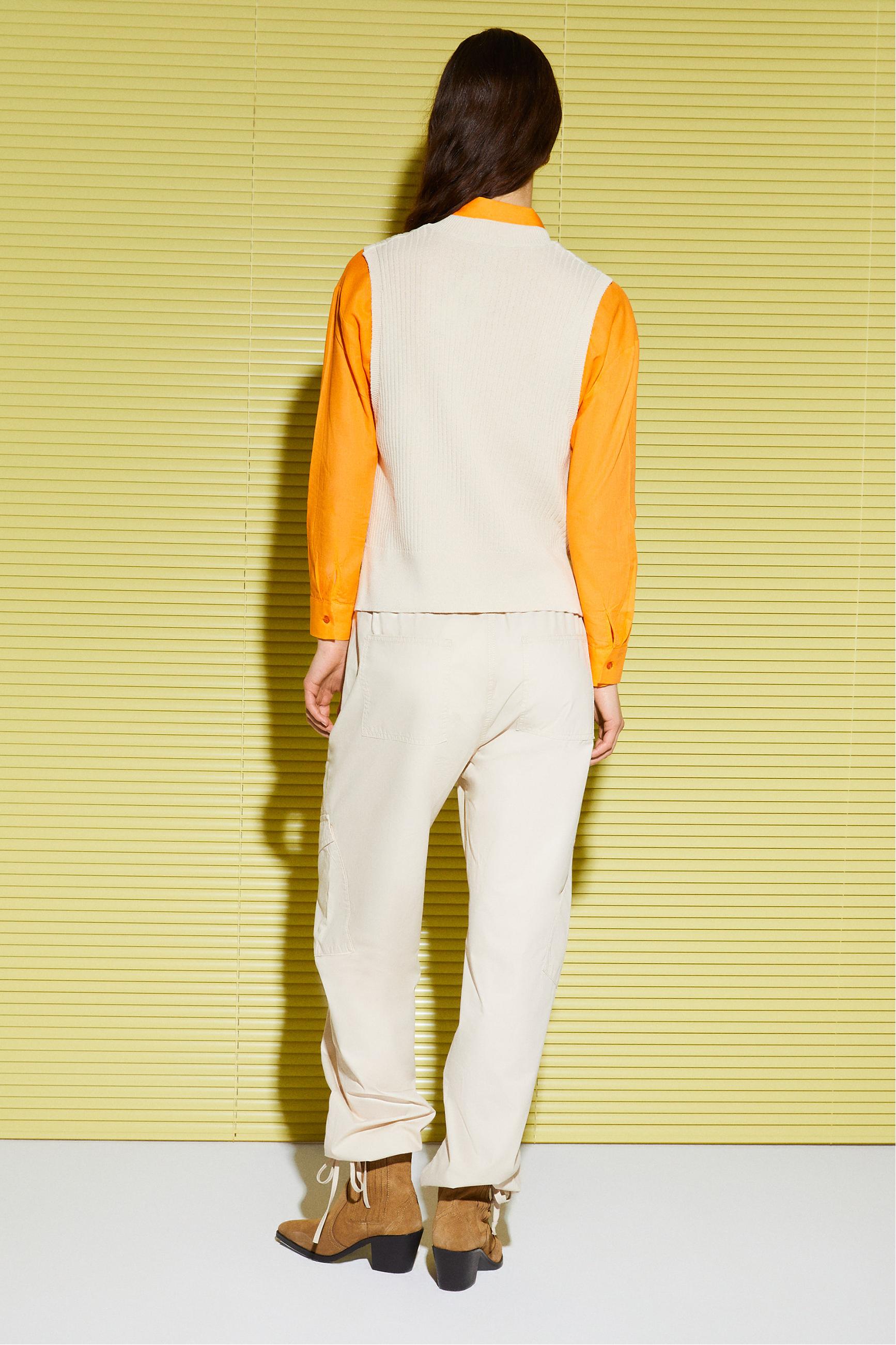 V YAKA TRİKO SÜVETER