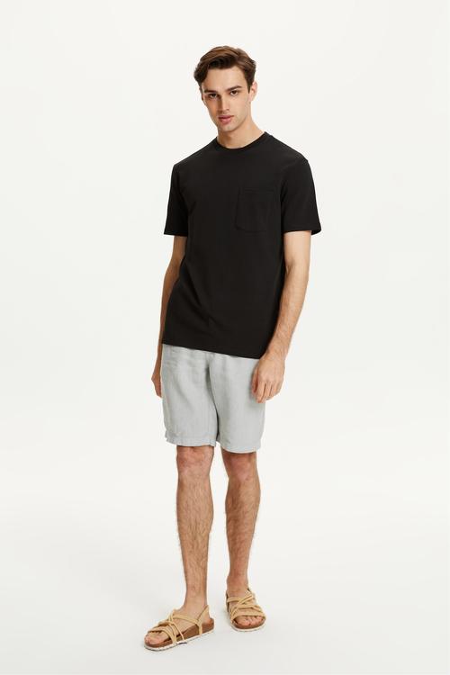  CEP DETAYLI BİSİKLET YAKA KISA KOLLU T-SHIRT