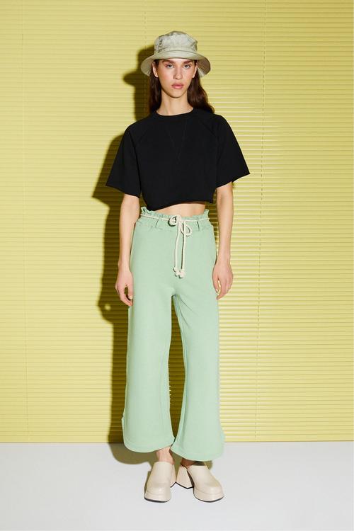  BİSİKLET YAKA KISA KOLLU CROP SWEATSHIRT