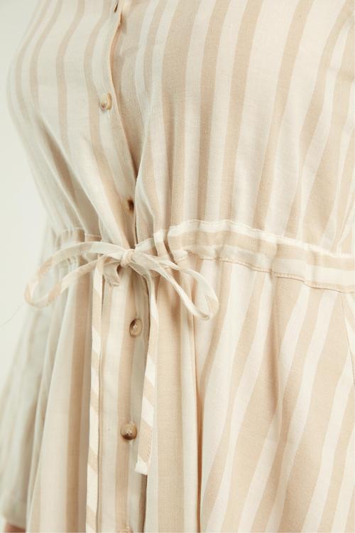  ÇİZGİLİ V YAKA A FORM MİDİ ELBİSE