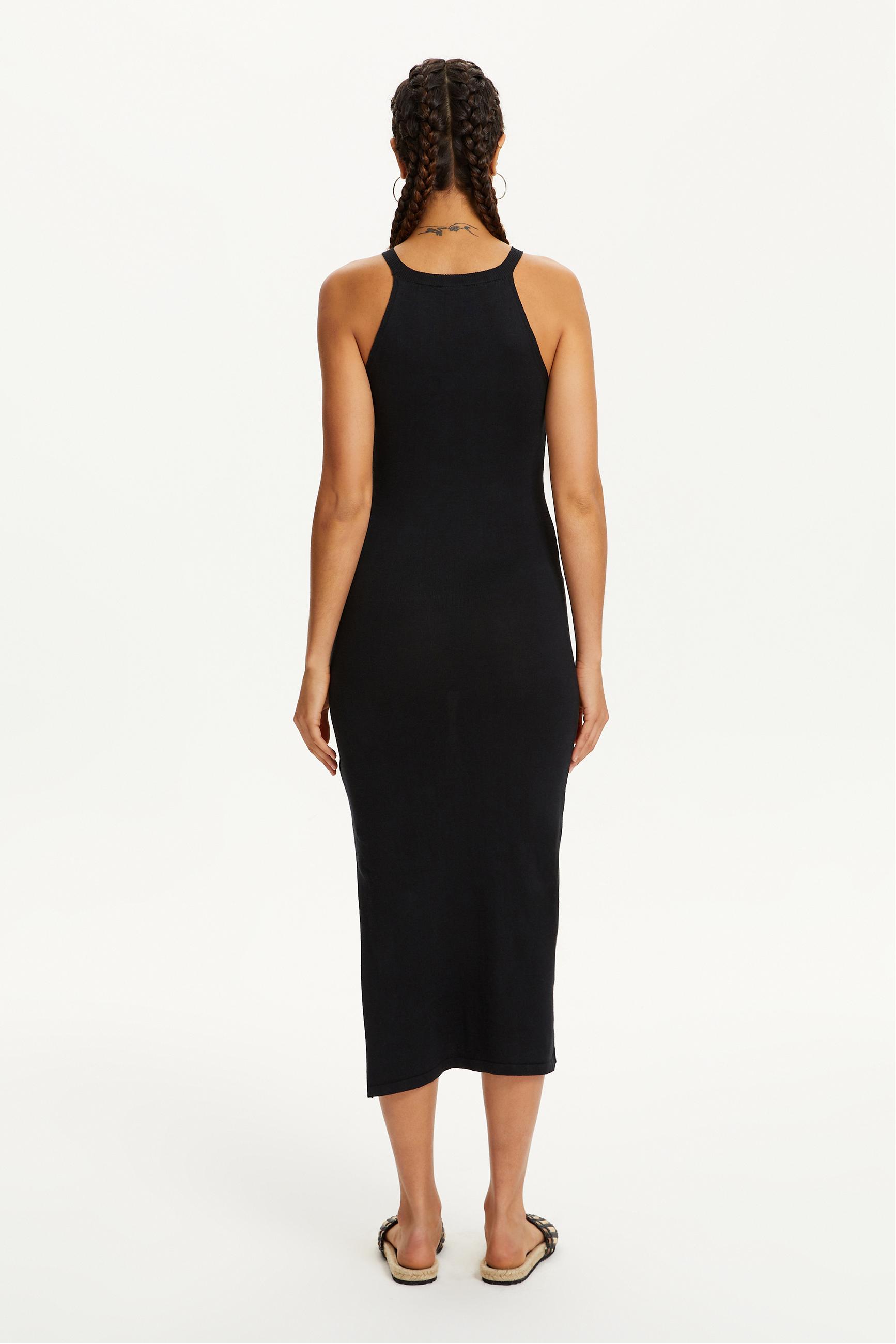 HALTER YAKA UZUN ELBİSE