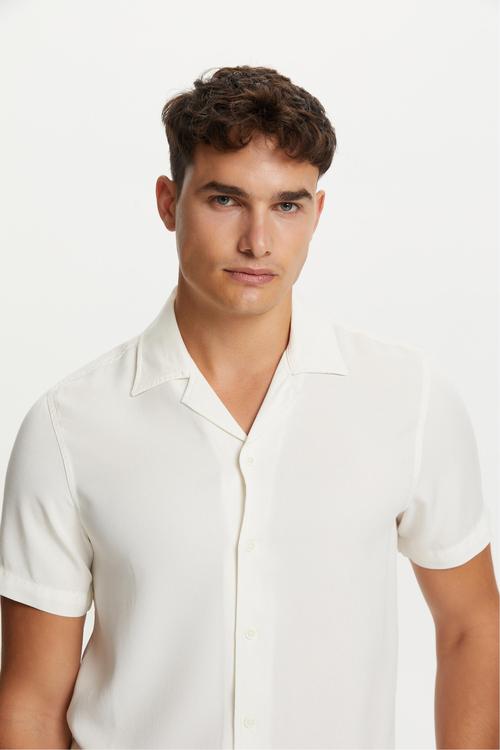  KISA KOLLU REGULAR FIT LİYOSEL GÖMLEK