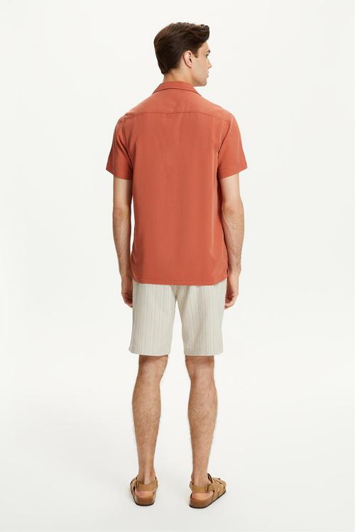  KISA KOLLU REGULAR FIT LİYOSEL GÖMLEK