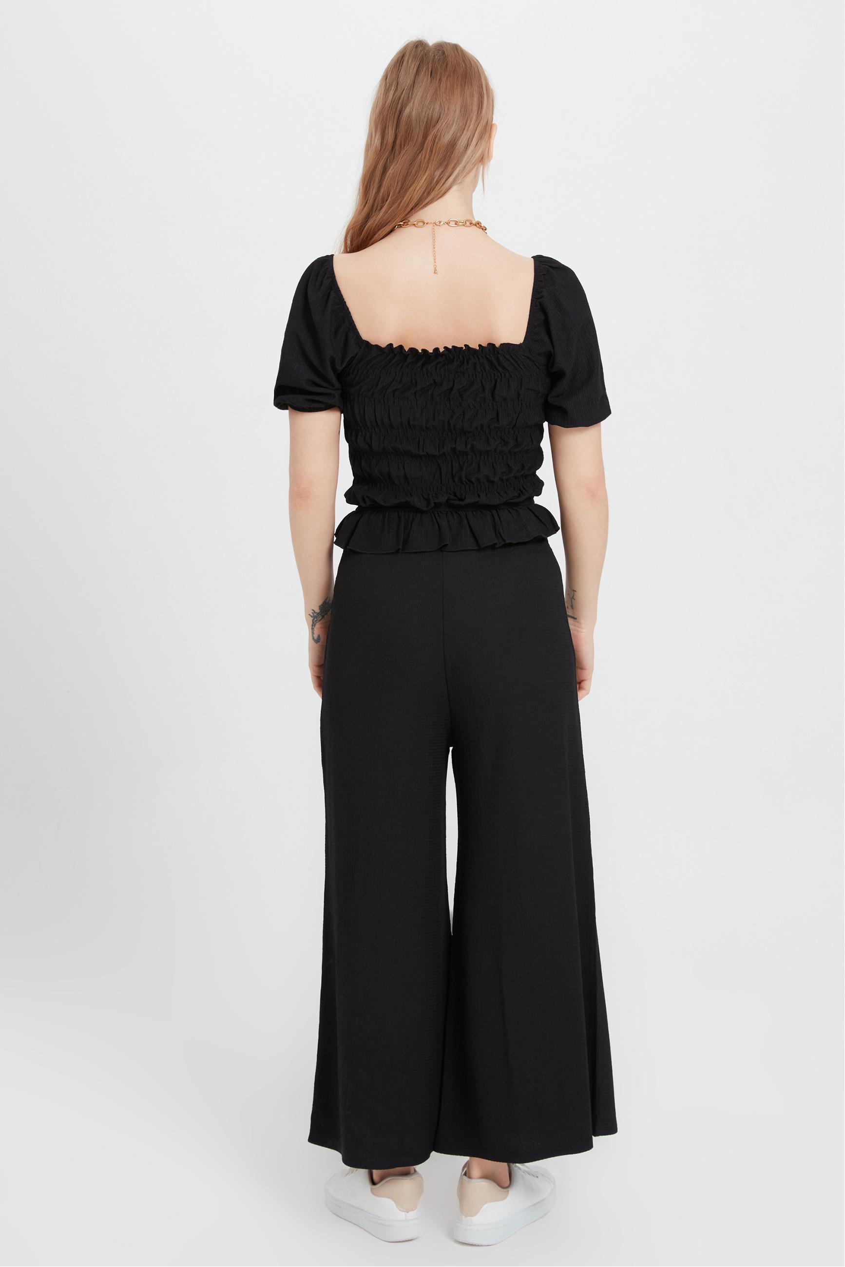 FIRFIR DETAYLI GİPELİ DÜŞÜK OMUZ BLUZ