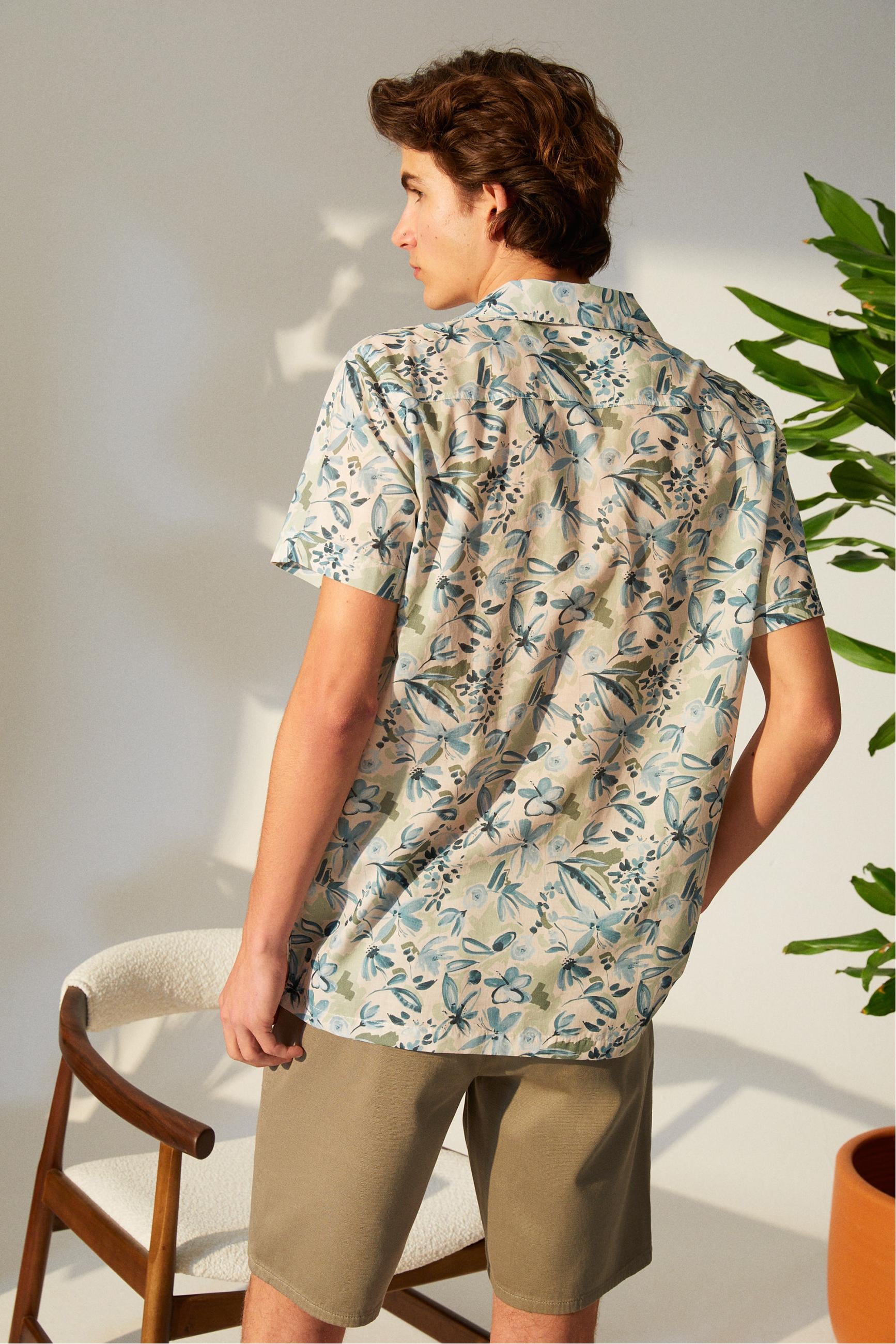 DESENLİ KISA KOLLU REGULAR FIT GÖMLEK