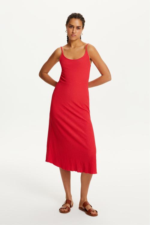  ASKILI DÜZ KESİM MİDİ ELBİSE