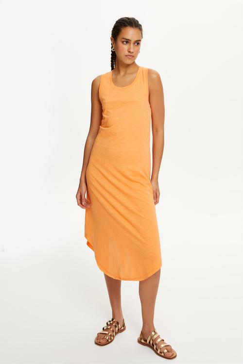  KOLSUZ MİDİ ELBİSE