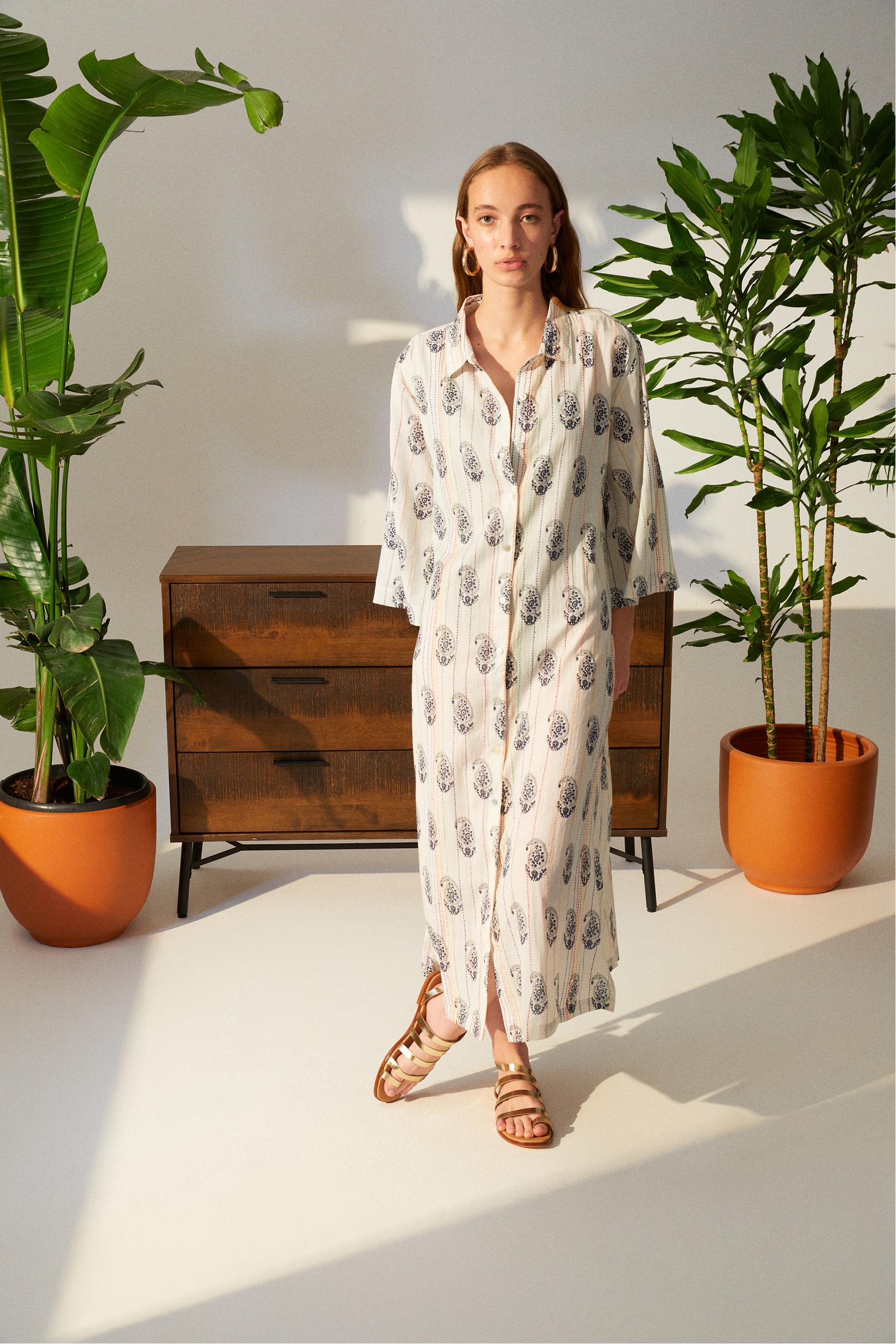 YIRTMAÇLI UZUN PLAJ ELBİSESİ