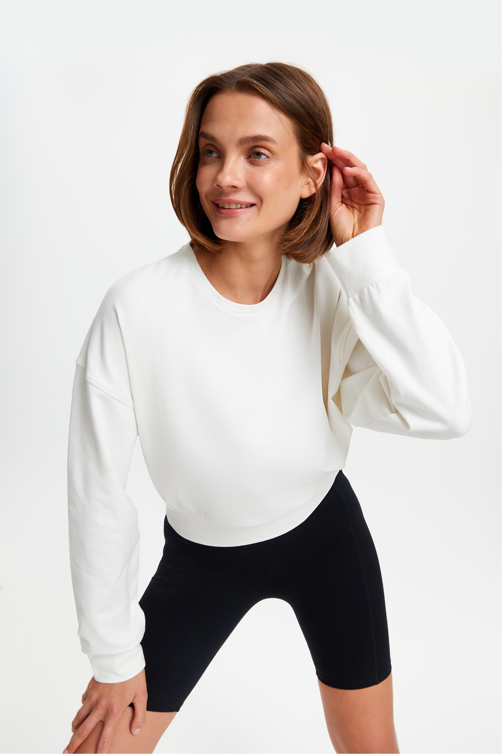 BİSİKLET YAKA SWEATSHIRT