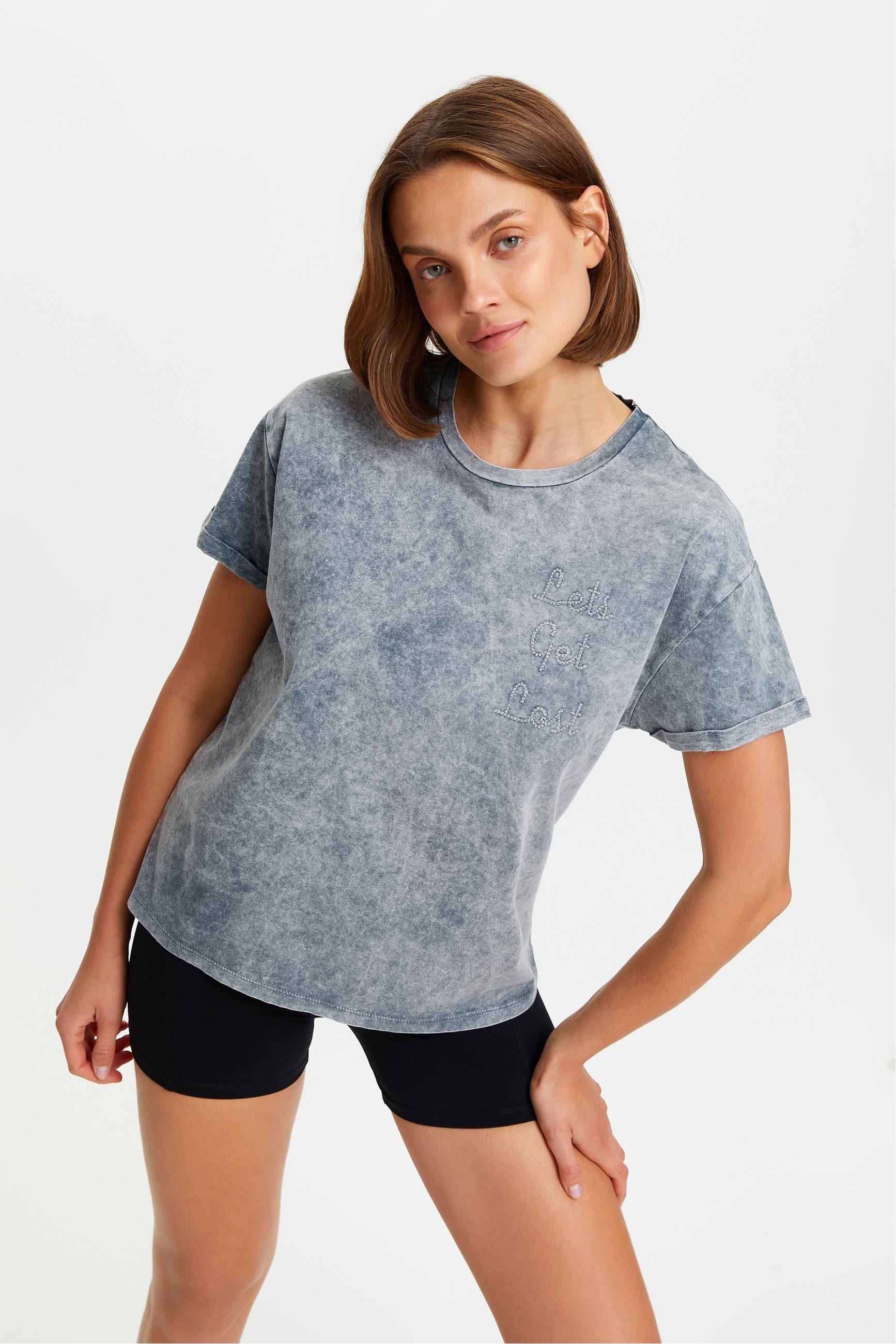 SLOGAN DETAYLI BİSİKLET YAKA T-SHIRT