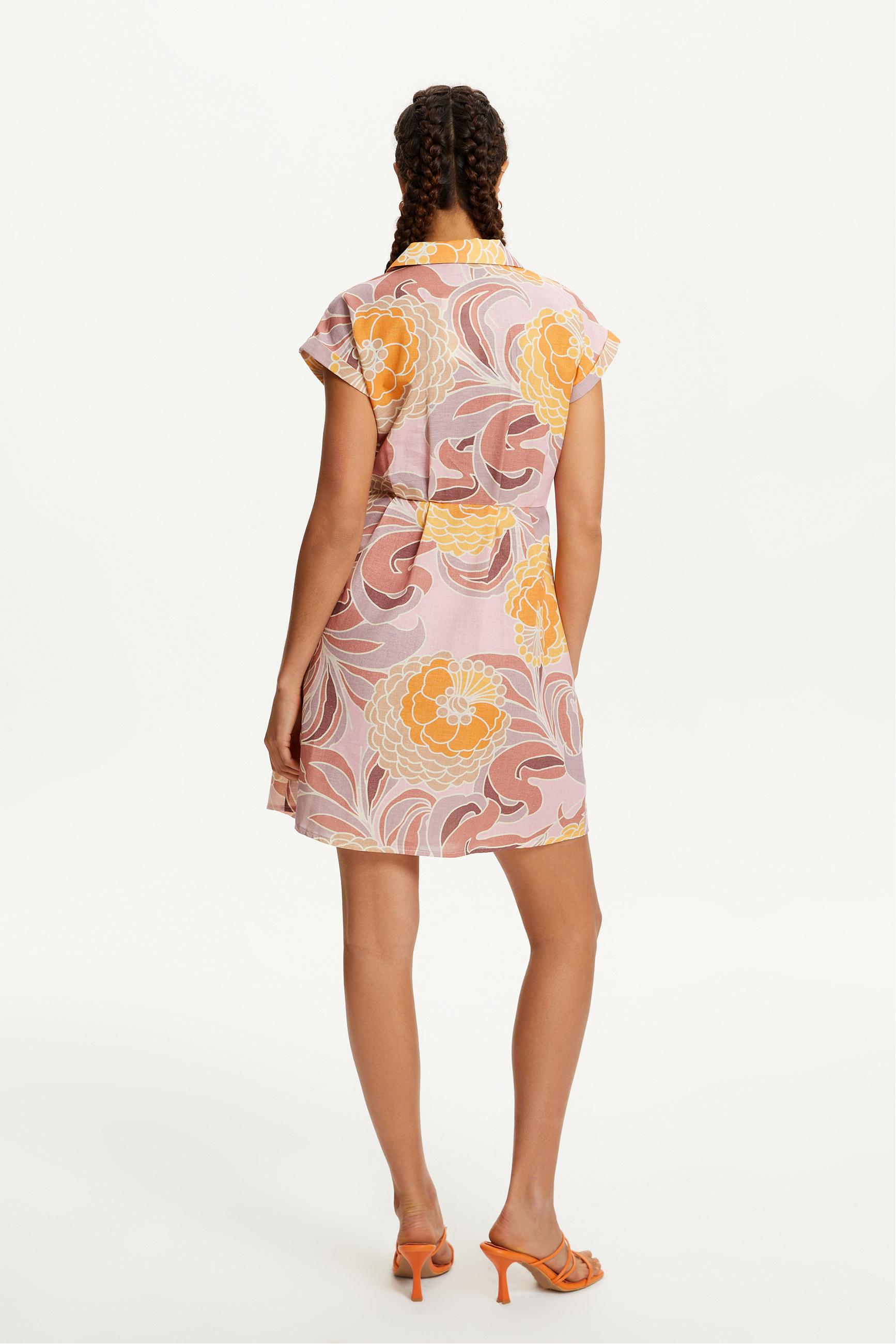 ÇİÇEK DESENLİ DÜZ KESİM MİNİ ELBİSE