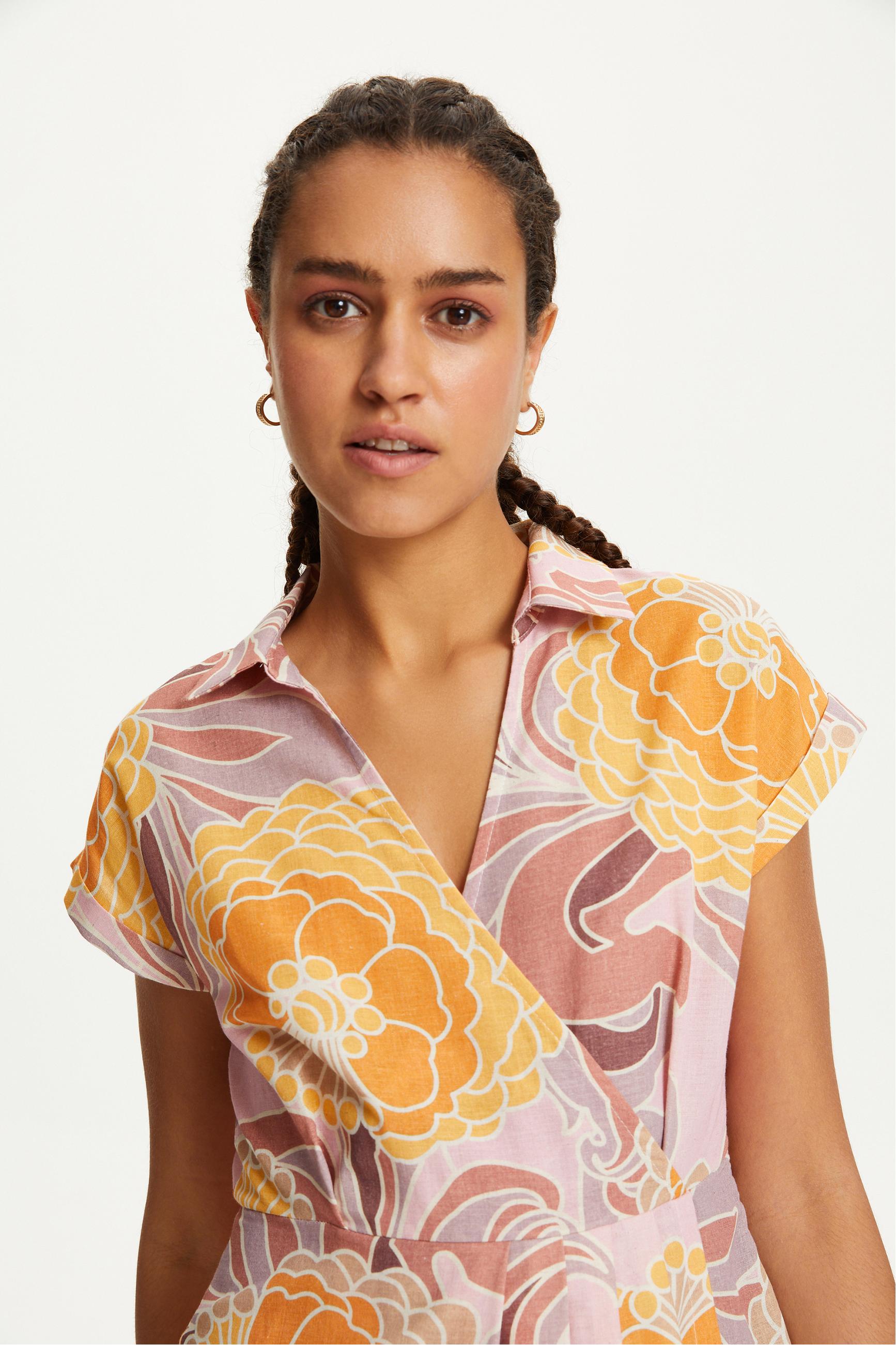 ÇİÇEK DESENLİ DÜZ KESİM MİNİ ELBİSE