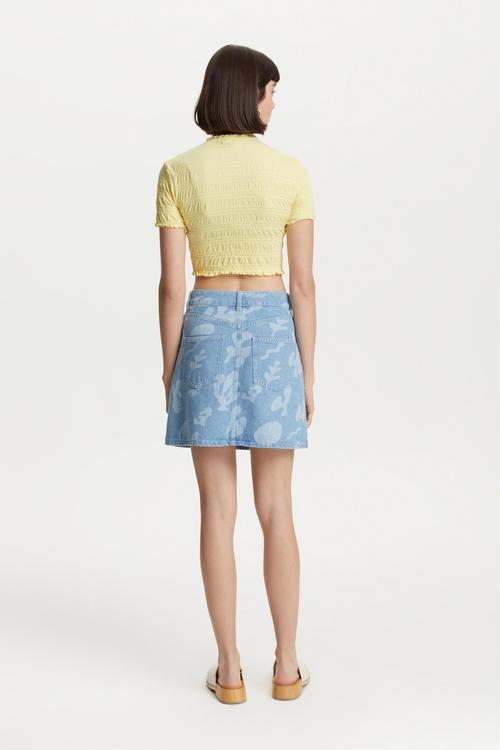  DOKULU BİSİKLET YAKA CROP T-SHIRT