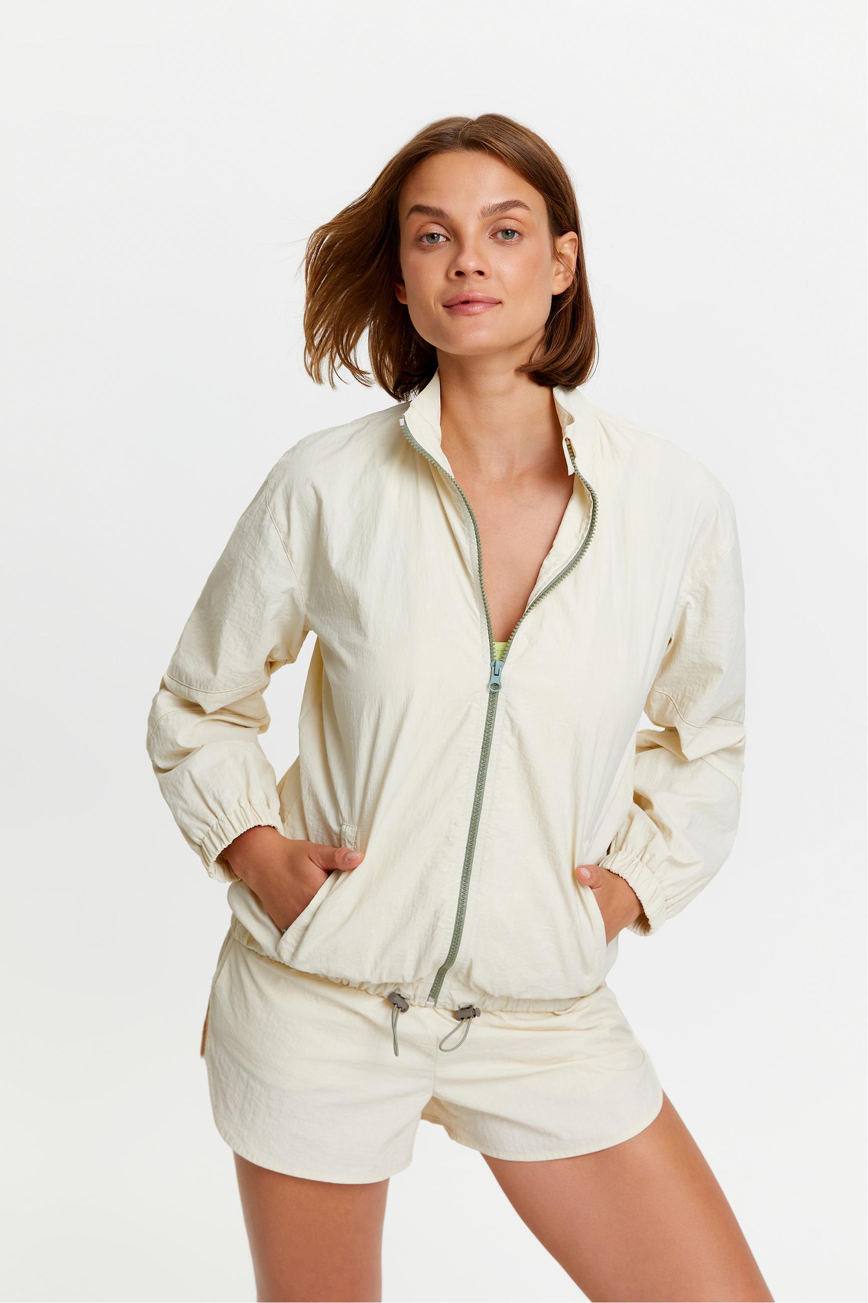 DİK YAKA MONT CEKET