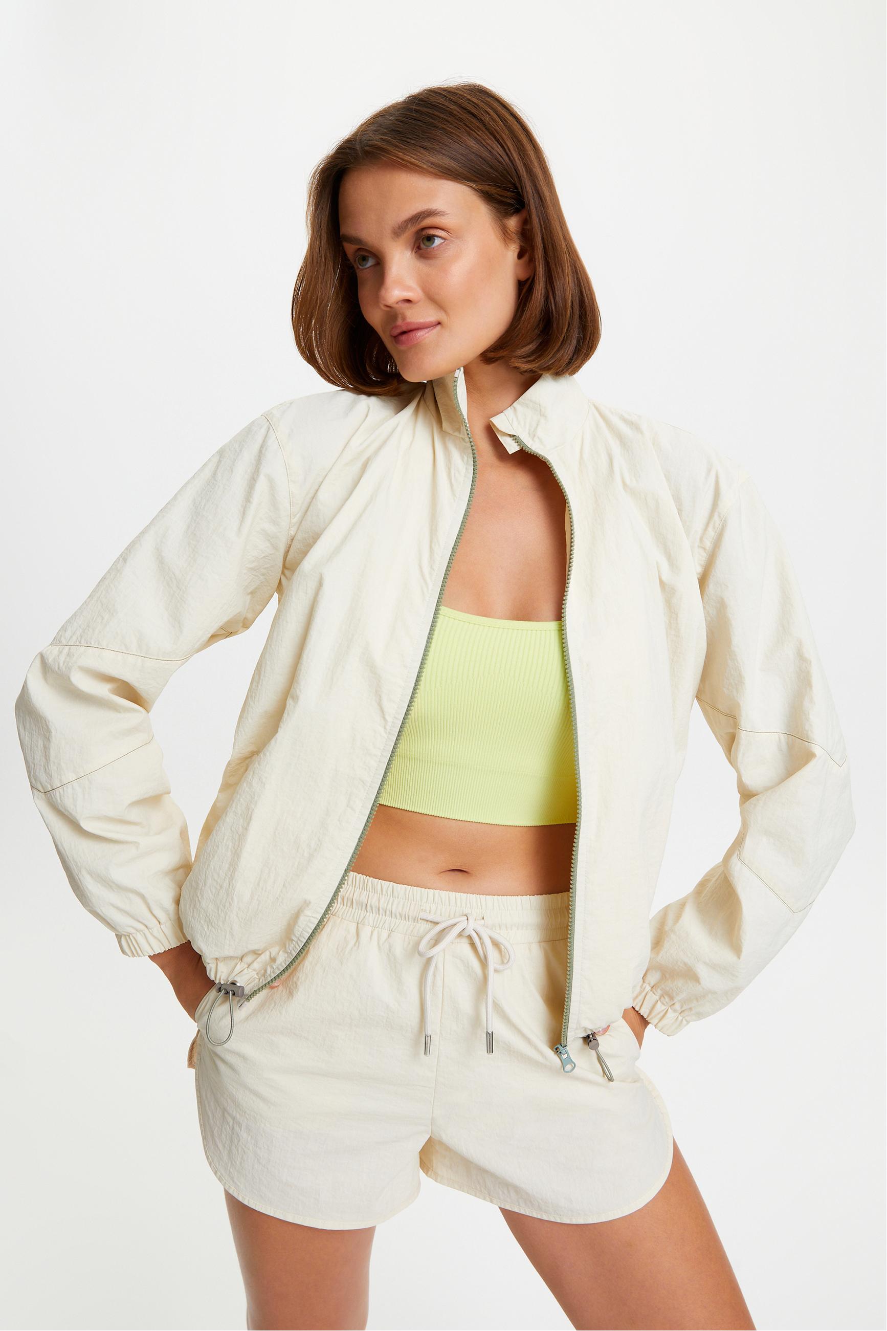 DİK YAKA MONT CEKET