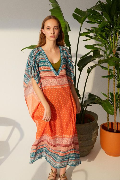  ETNİK DESENLİ UZUN PLAJ ELBİSESİ