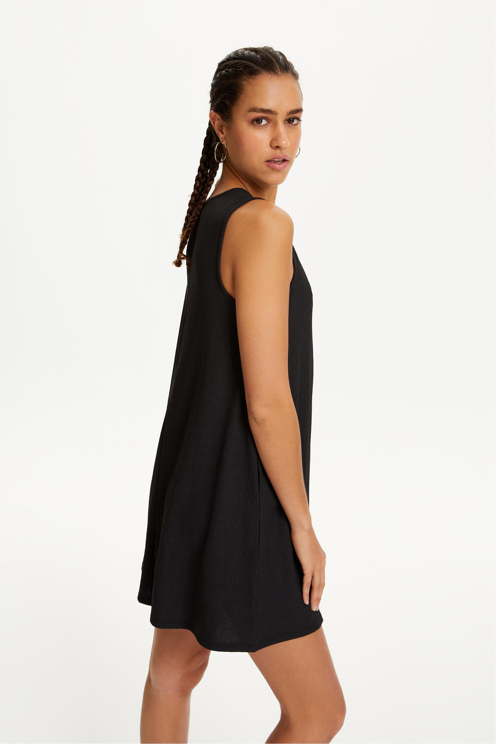 DOKULU KOLSUZ A FORM MİNİ ELBİSE