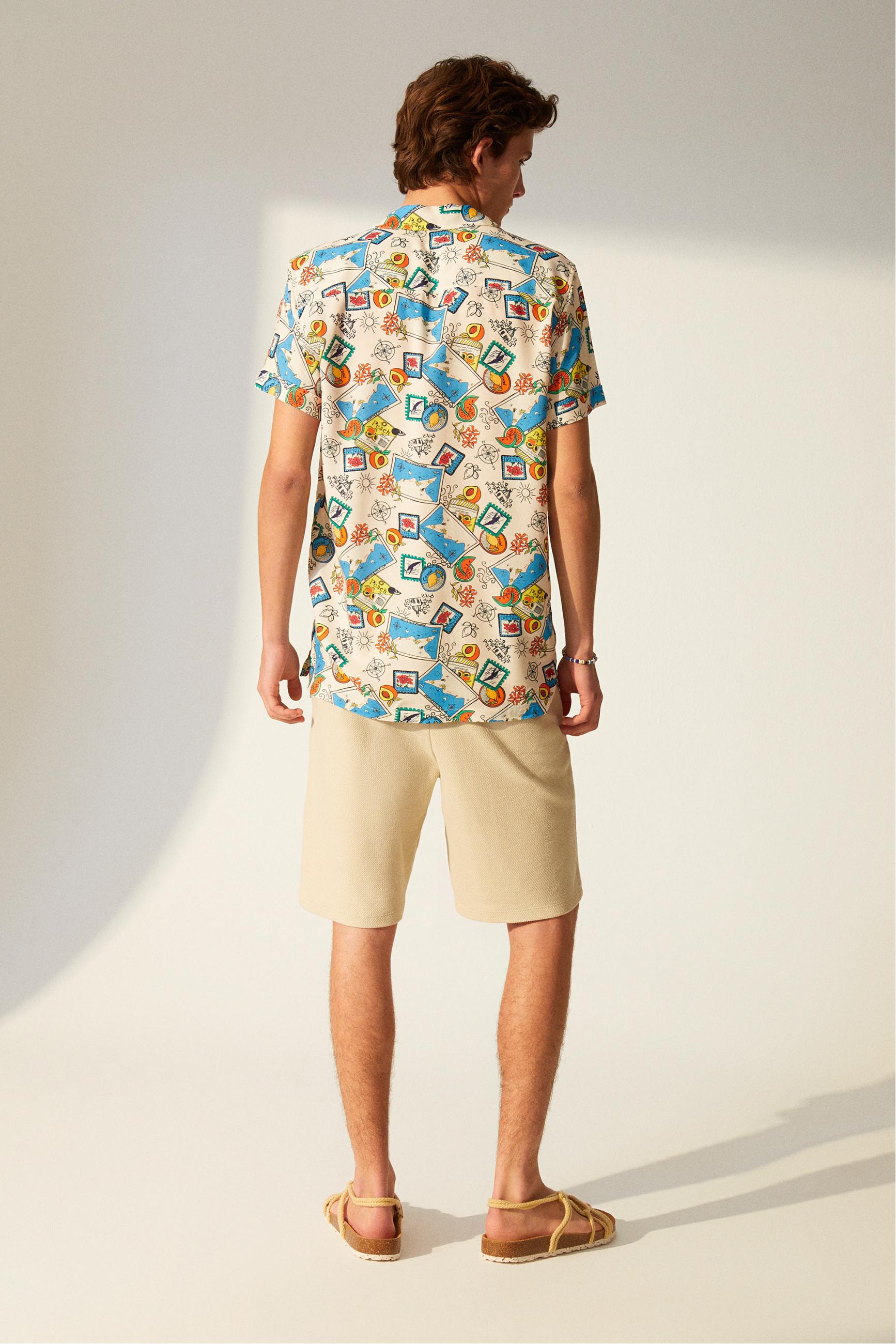 DESENLİ KISA KOLLU REGULAR FIT GÖMLEK